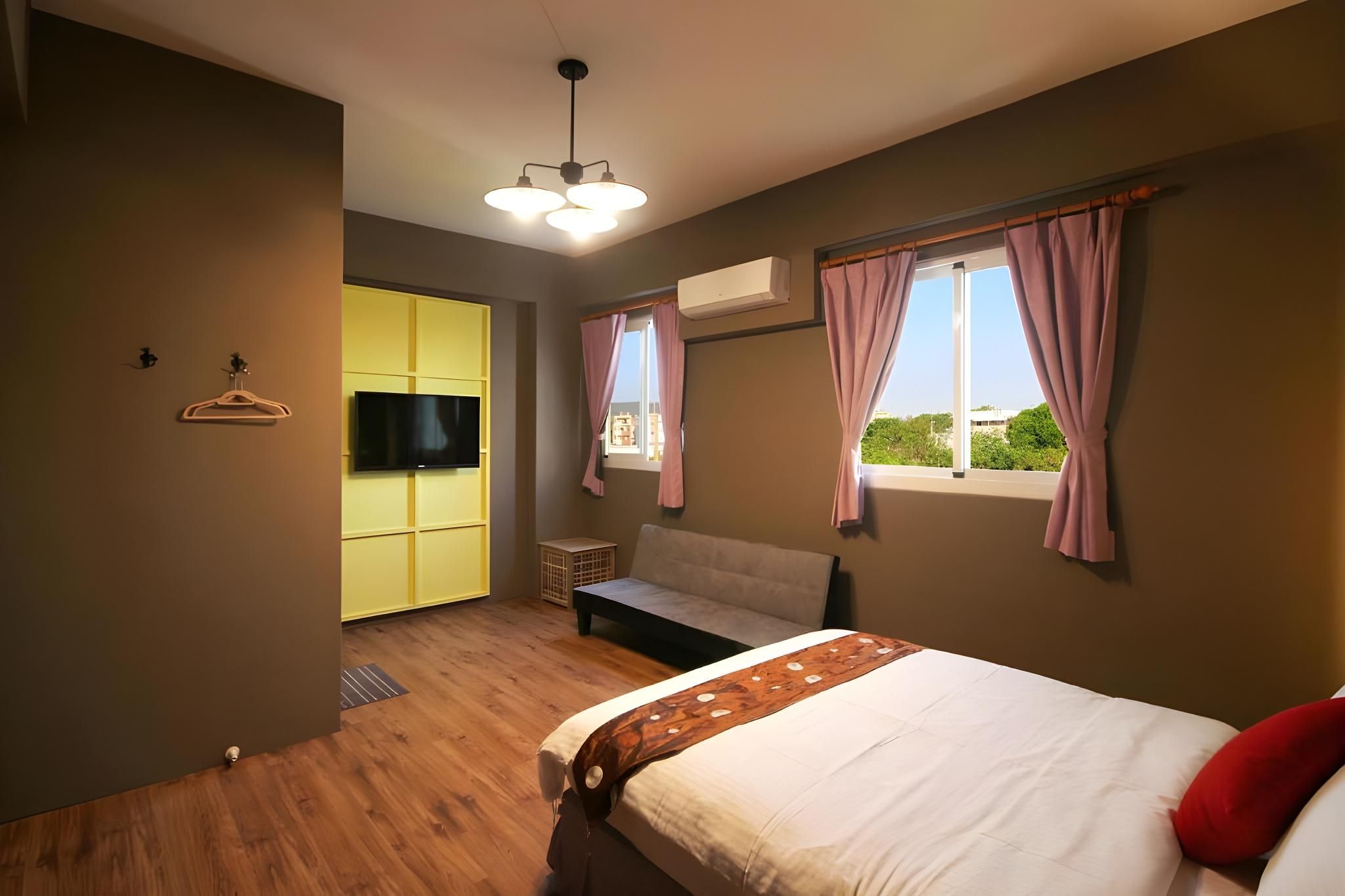 Double Room with Private Bathroom