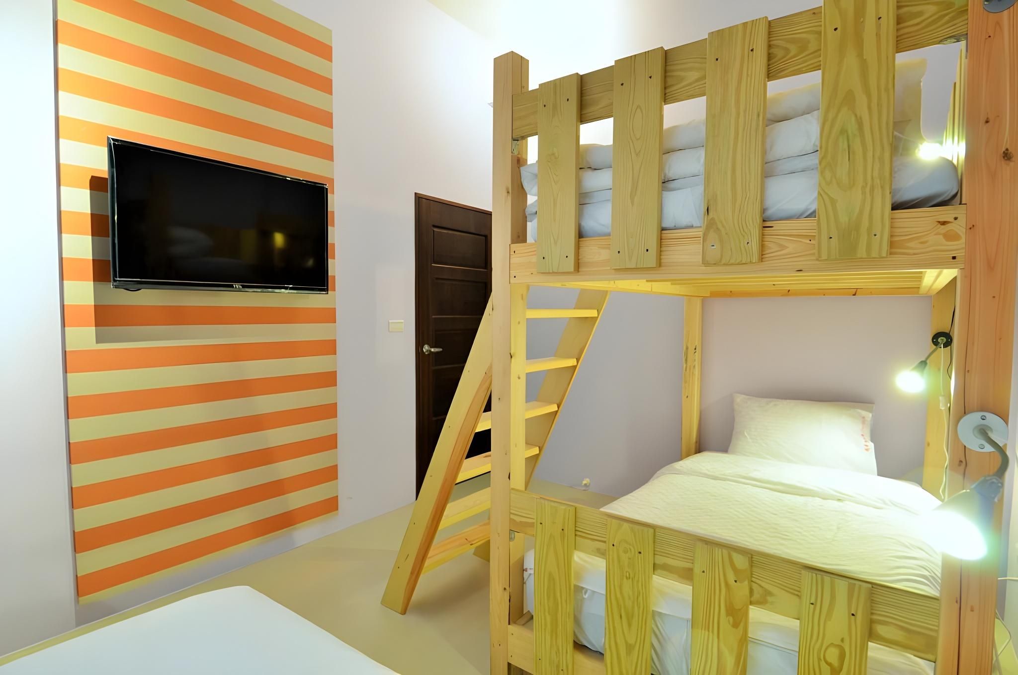 Triple Room with Private Bathroom