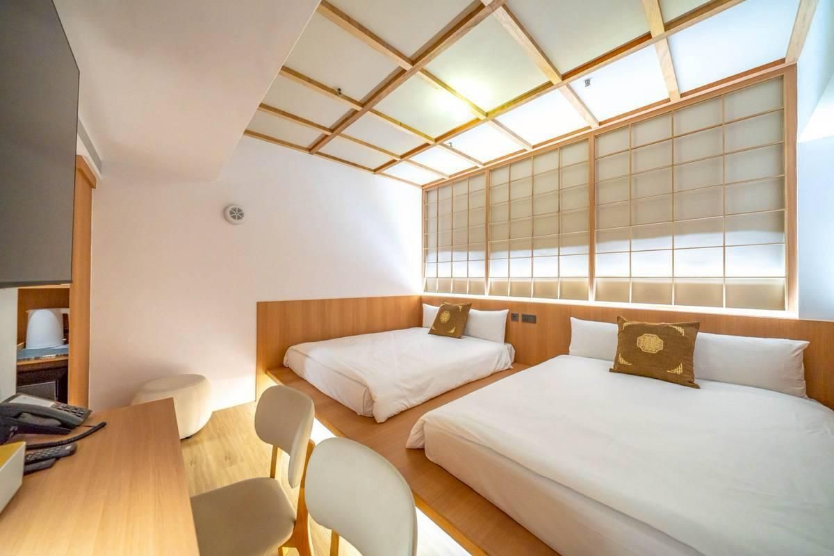 Standard Quadruple Room without Window