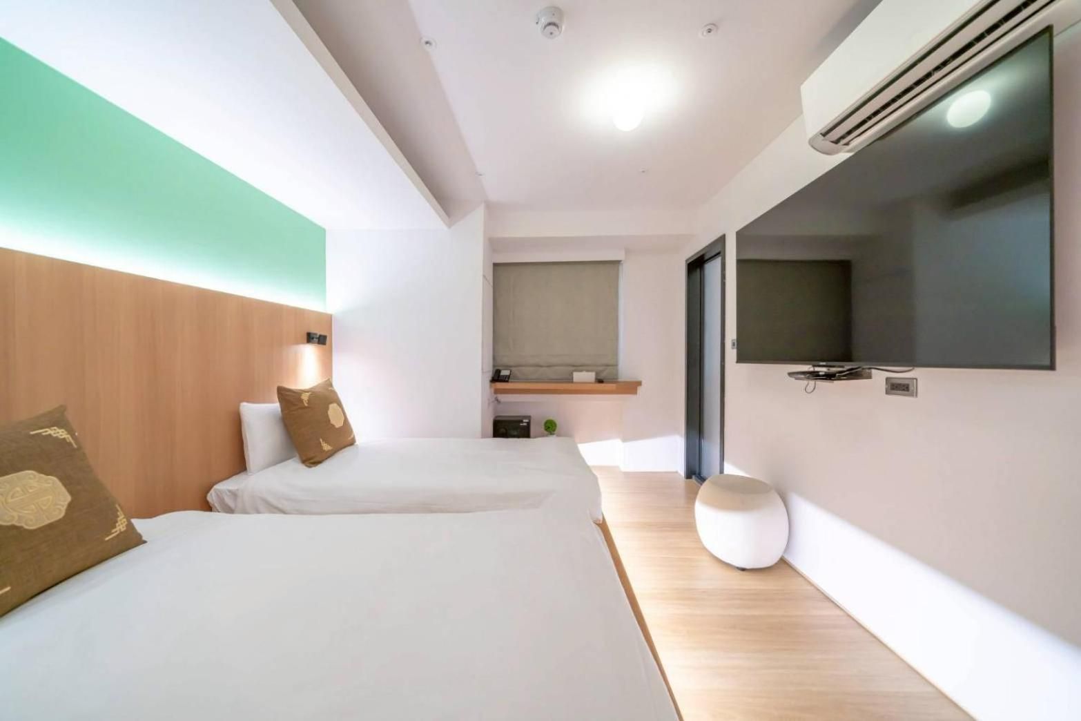 Economy Twin Room