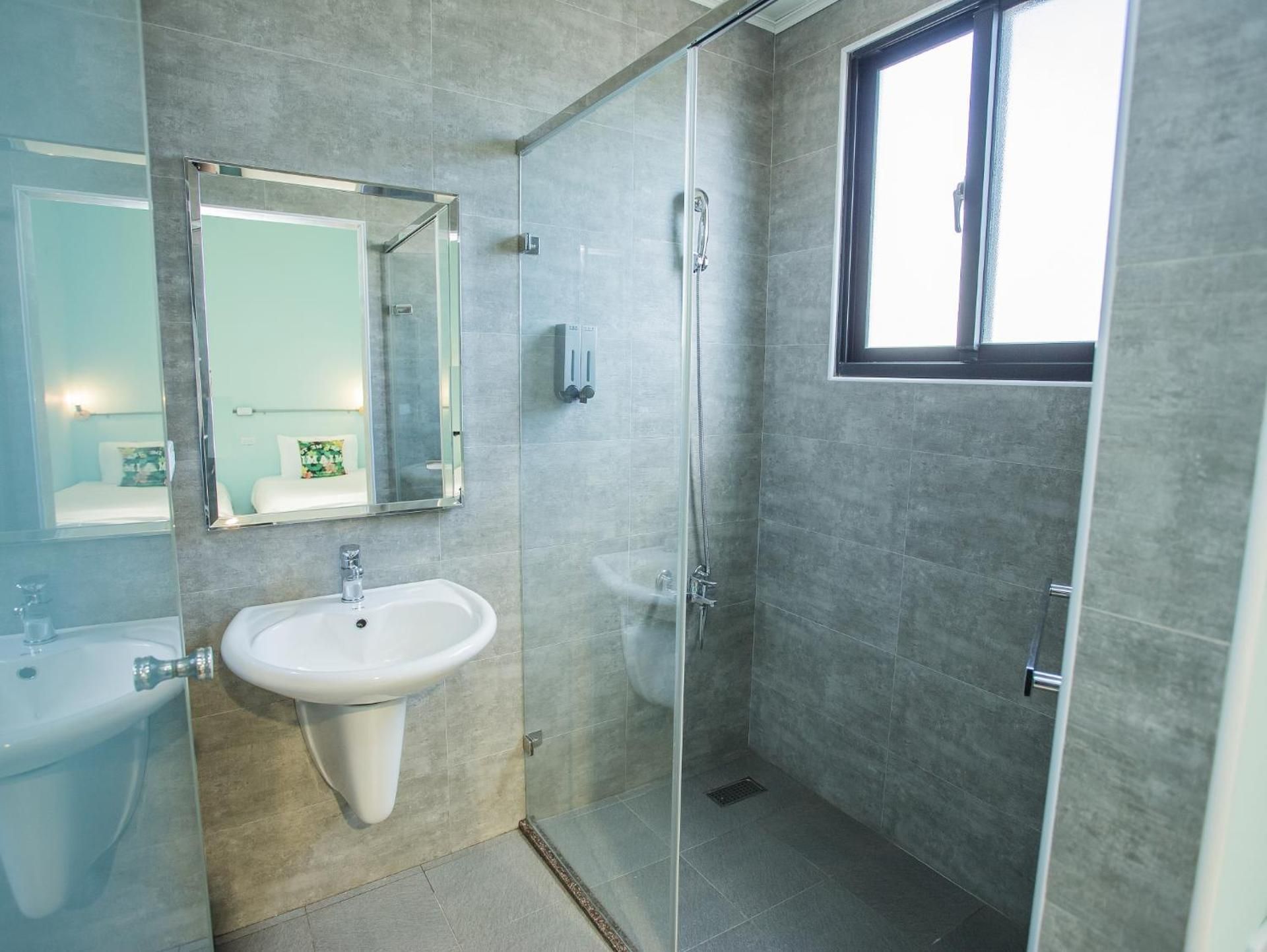 Standard Twin Room with Balcony