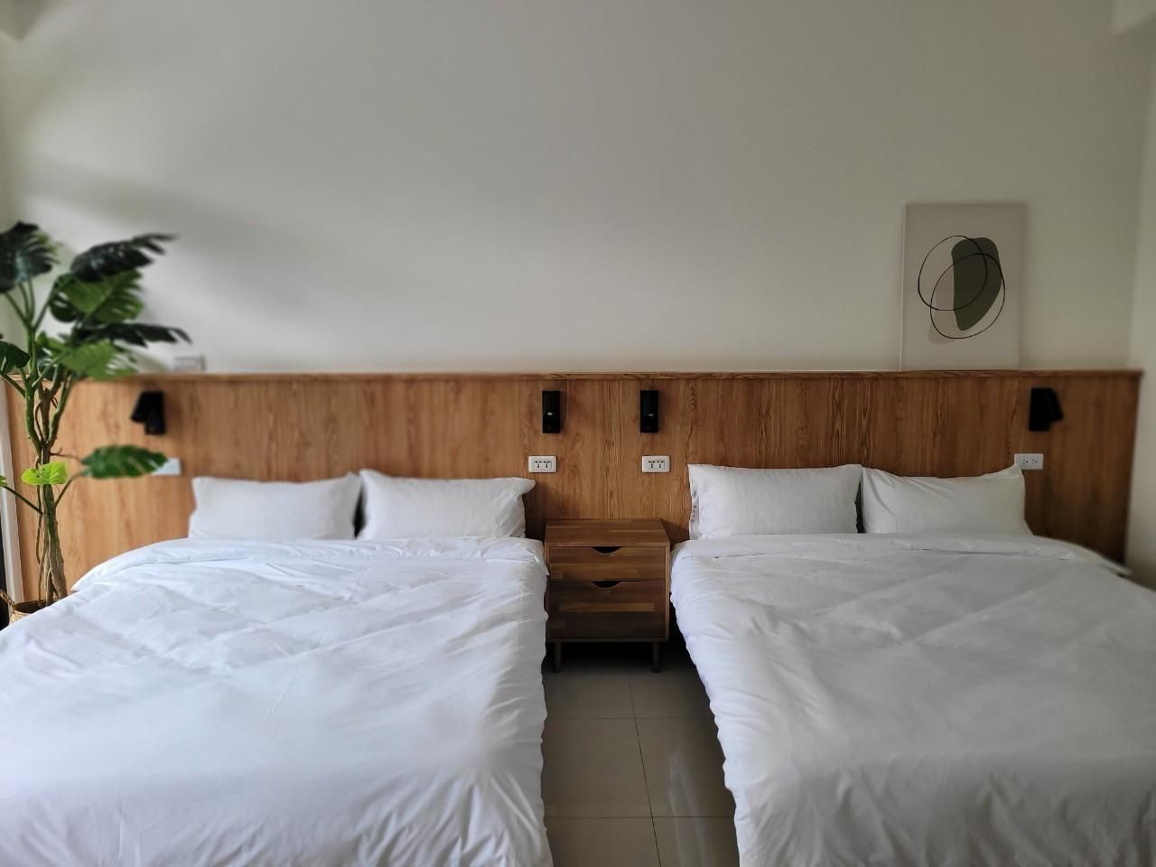 Deluxe Quadruple Room with Balcony