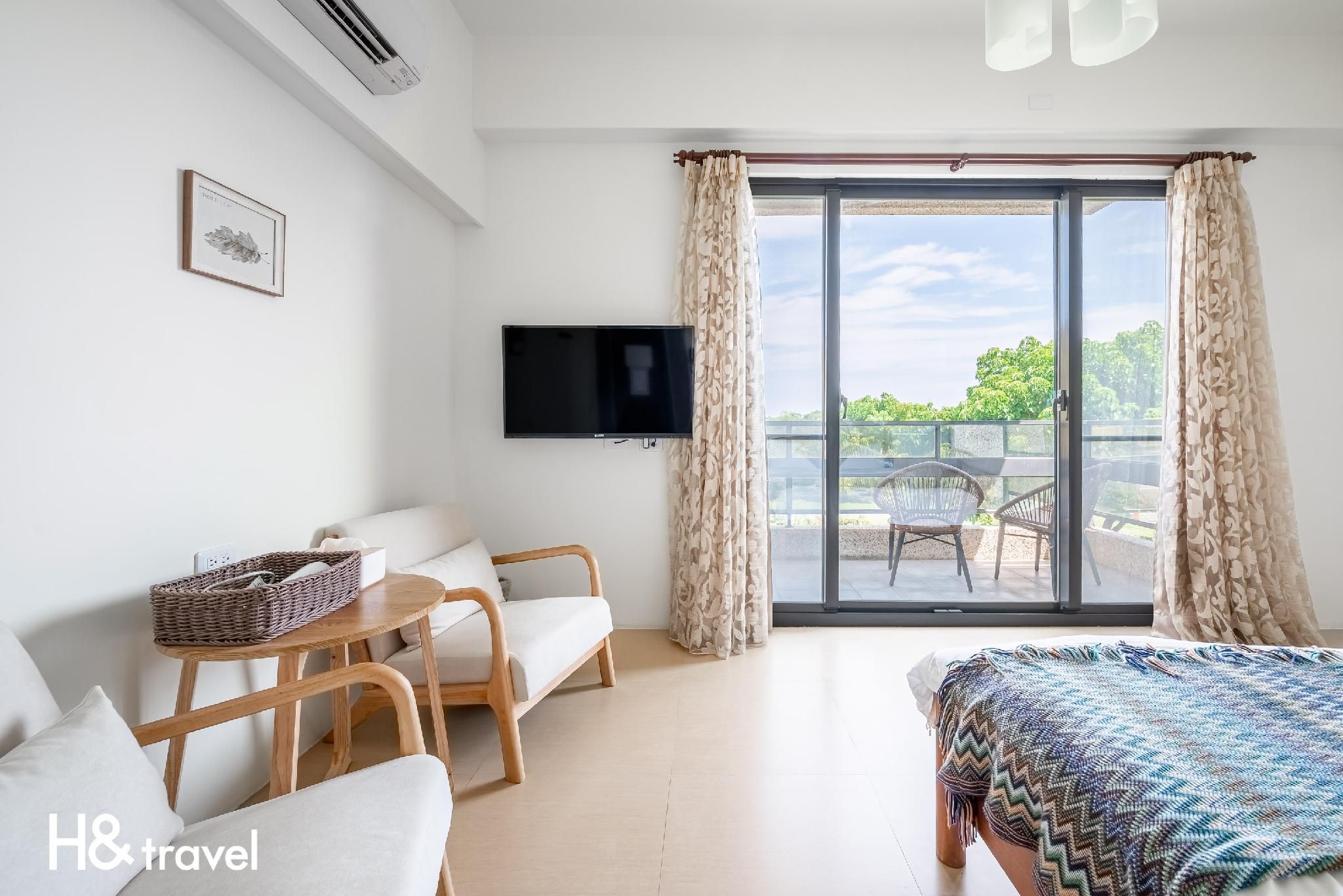 Classic Double Room with Balcony