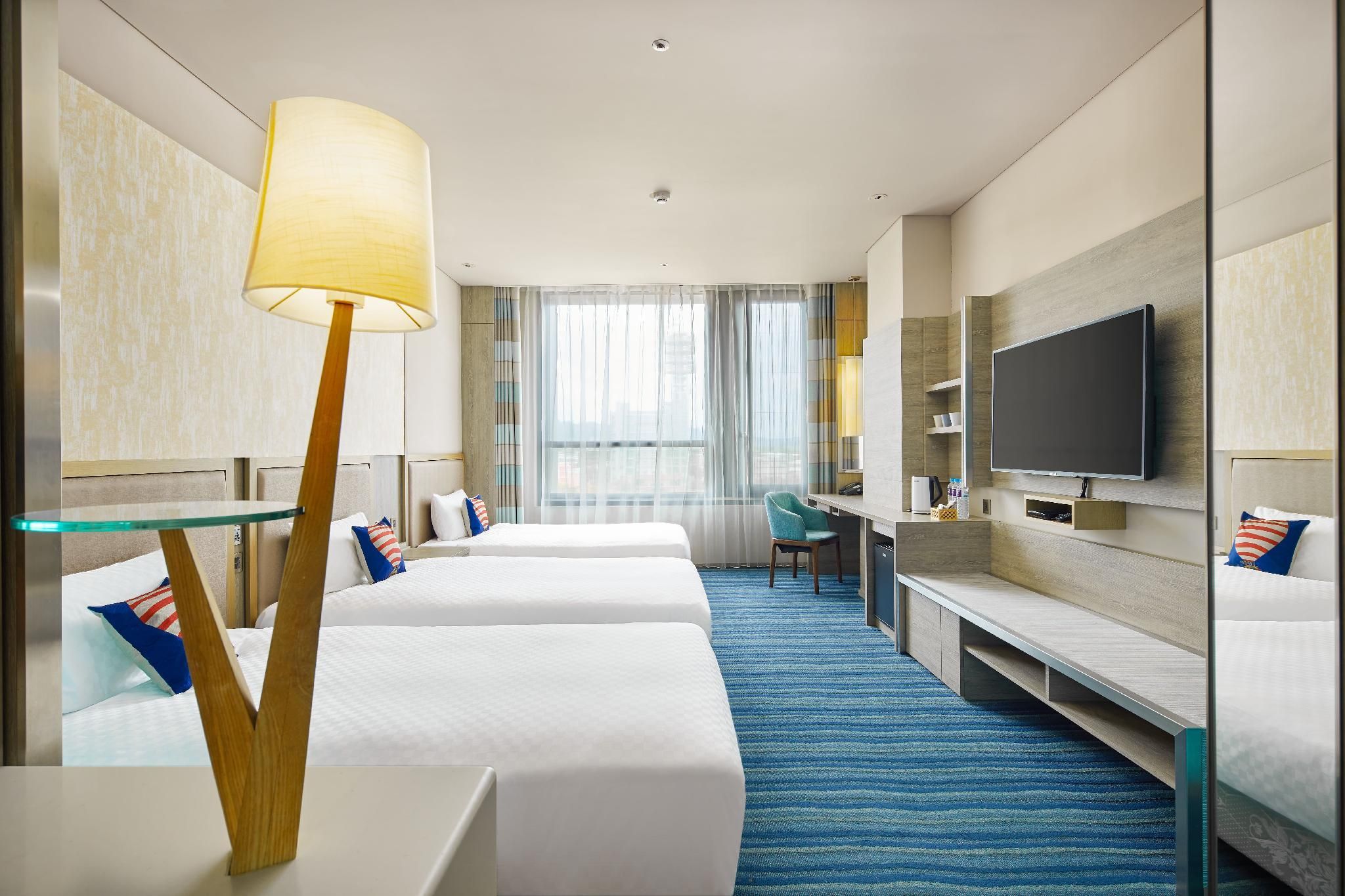 Triple Room with 3 Single Beds