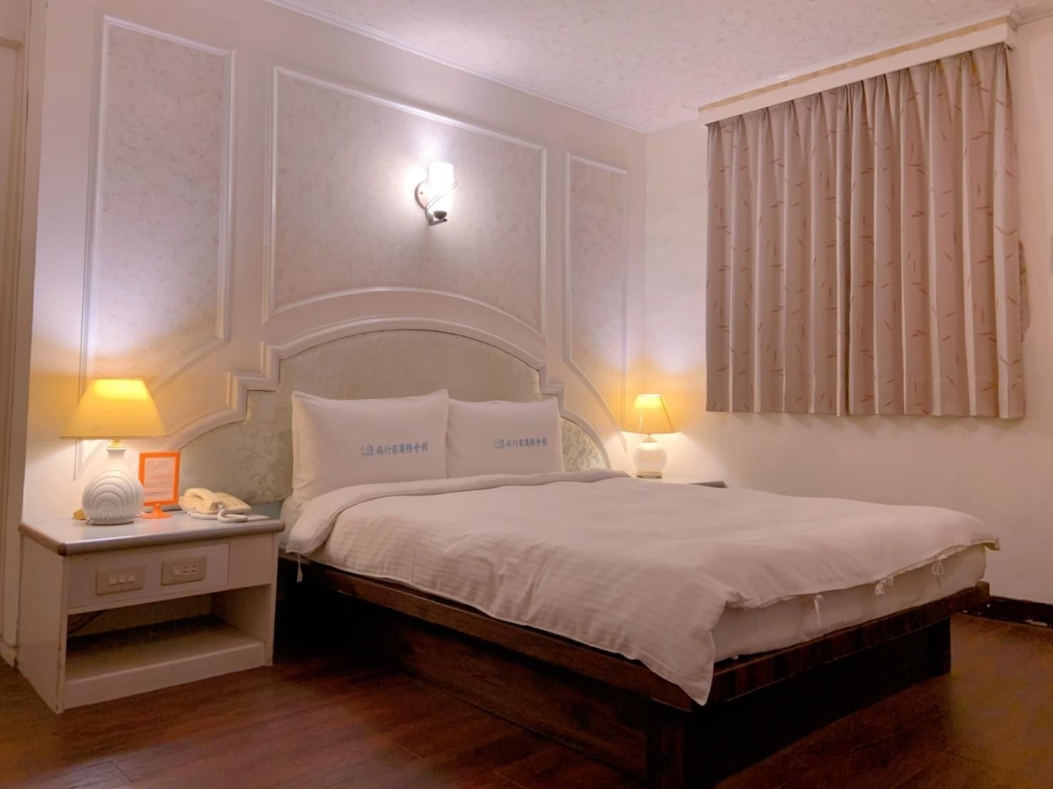 Standard Double Suite