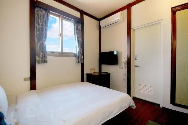 Single Room with Bathroom