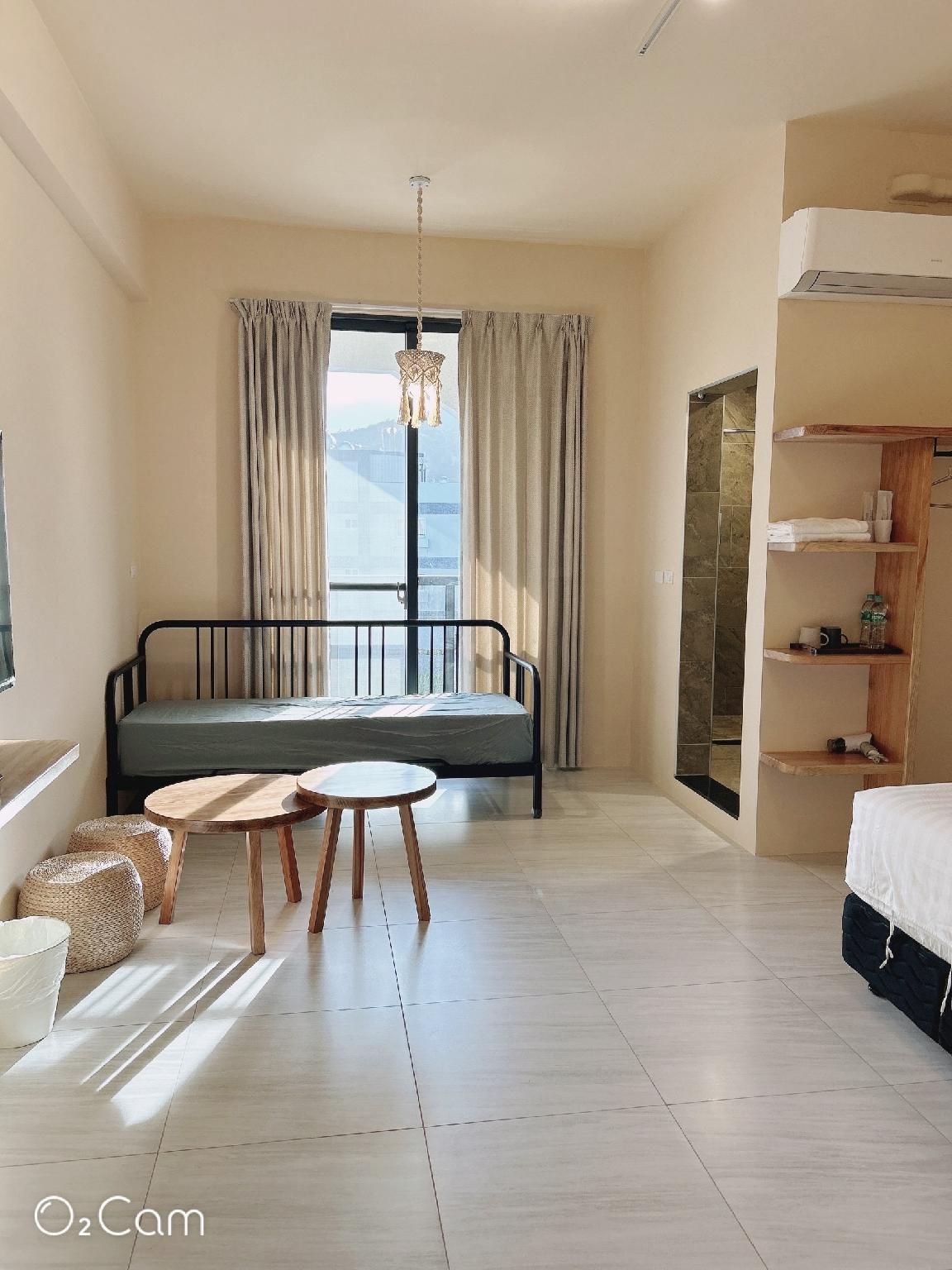 Twin Room with Mountain View