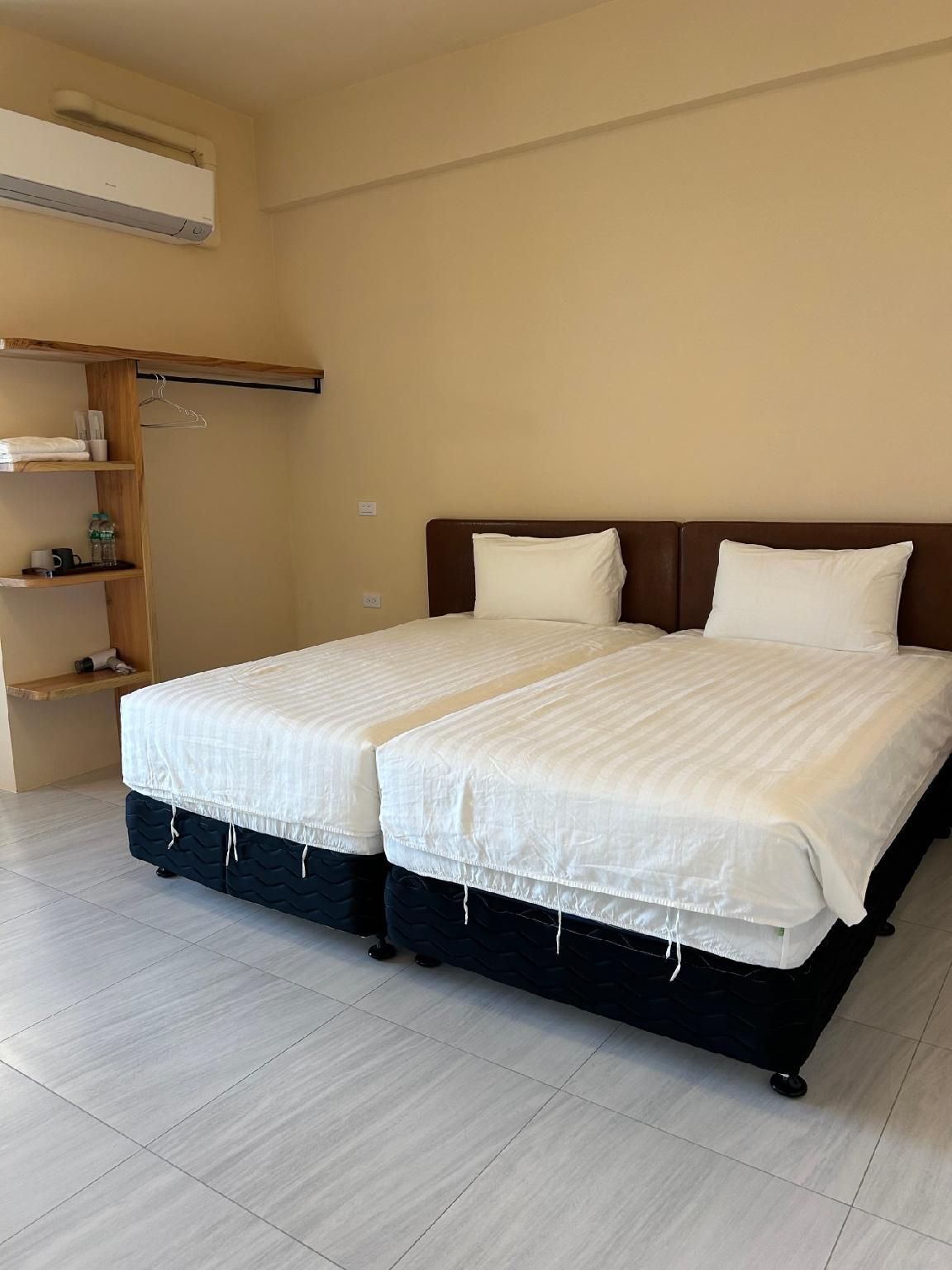 Twin Room with Mountain View