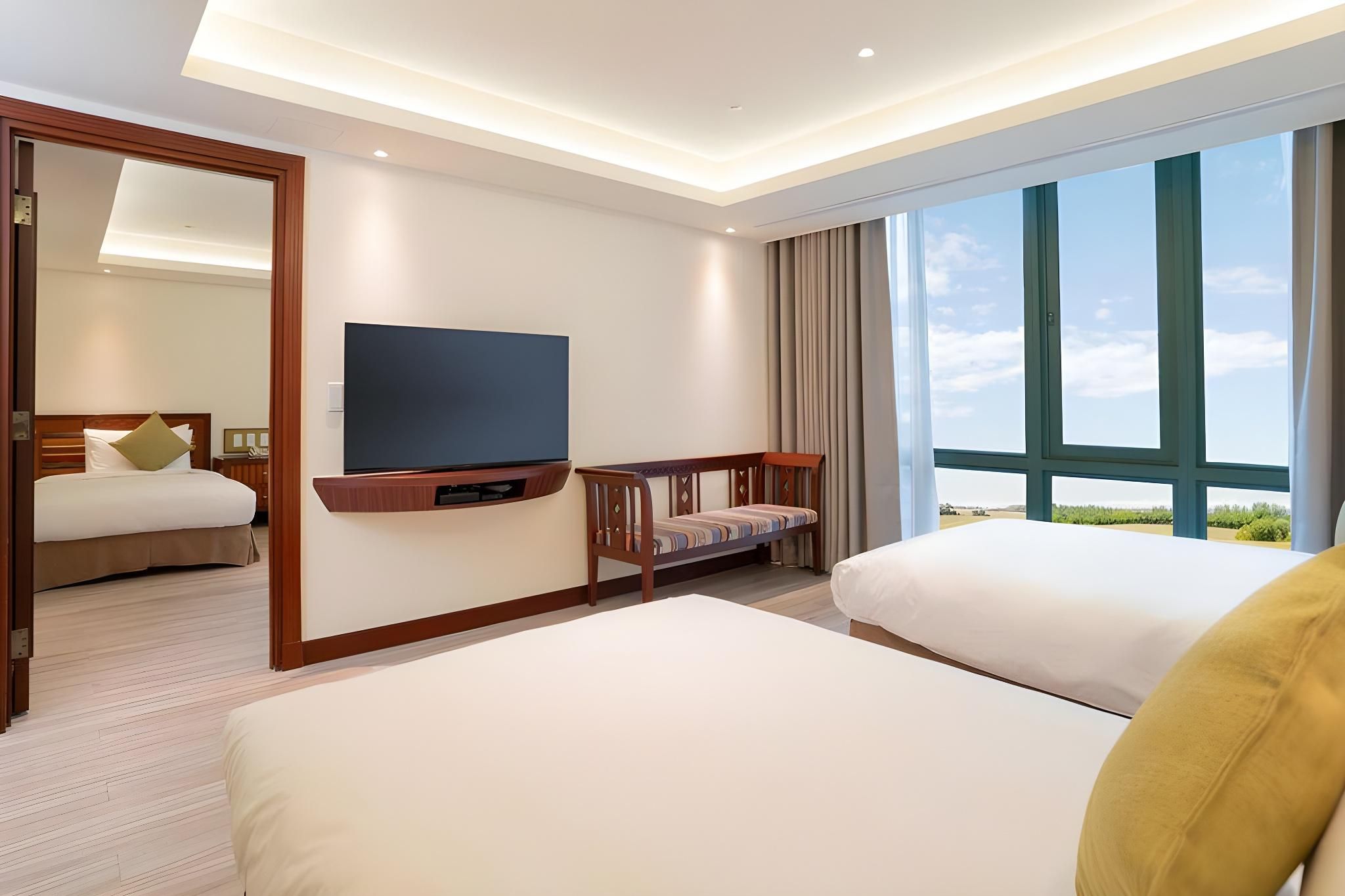 Exquisite Quadruple Room