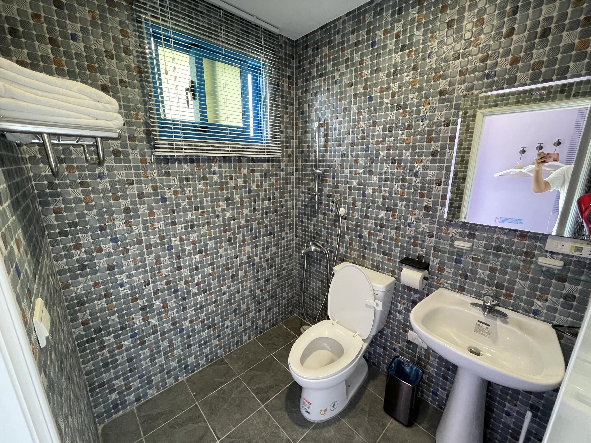 Double Room Private Bathroom