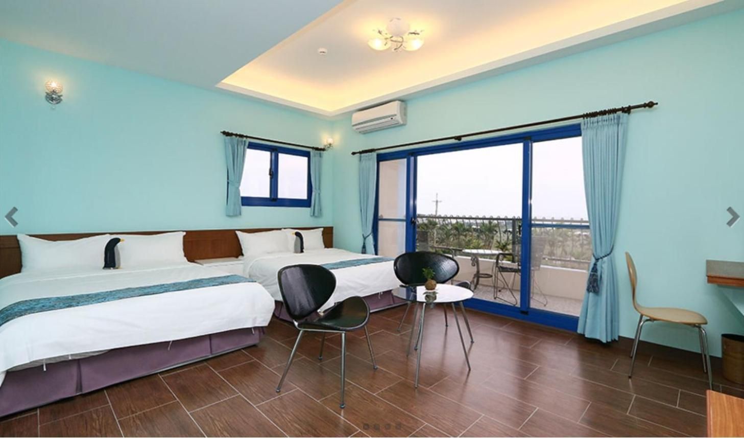 Large Double or Twin Room