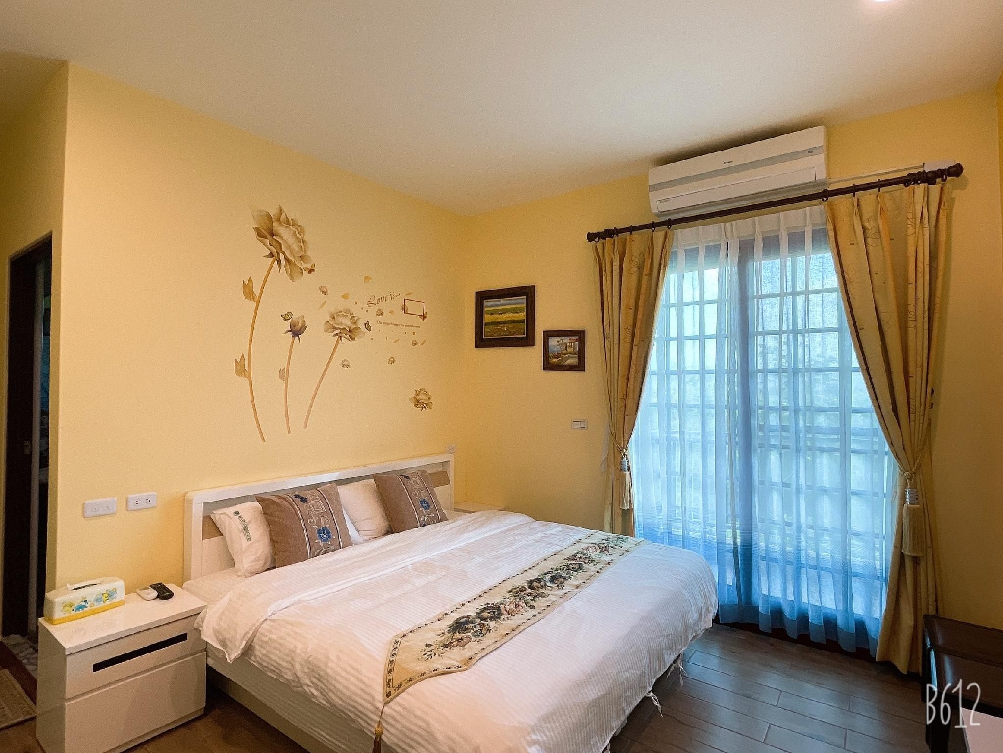 Villa with King Bed