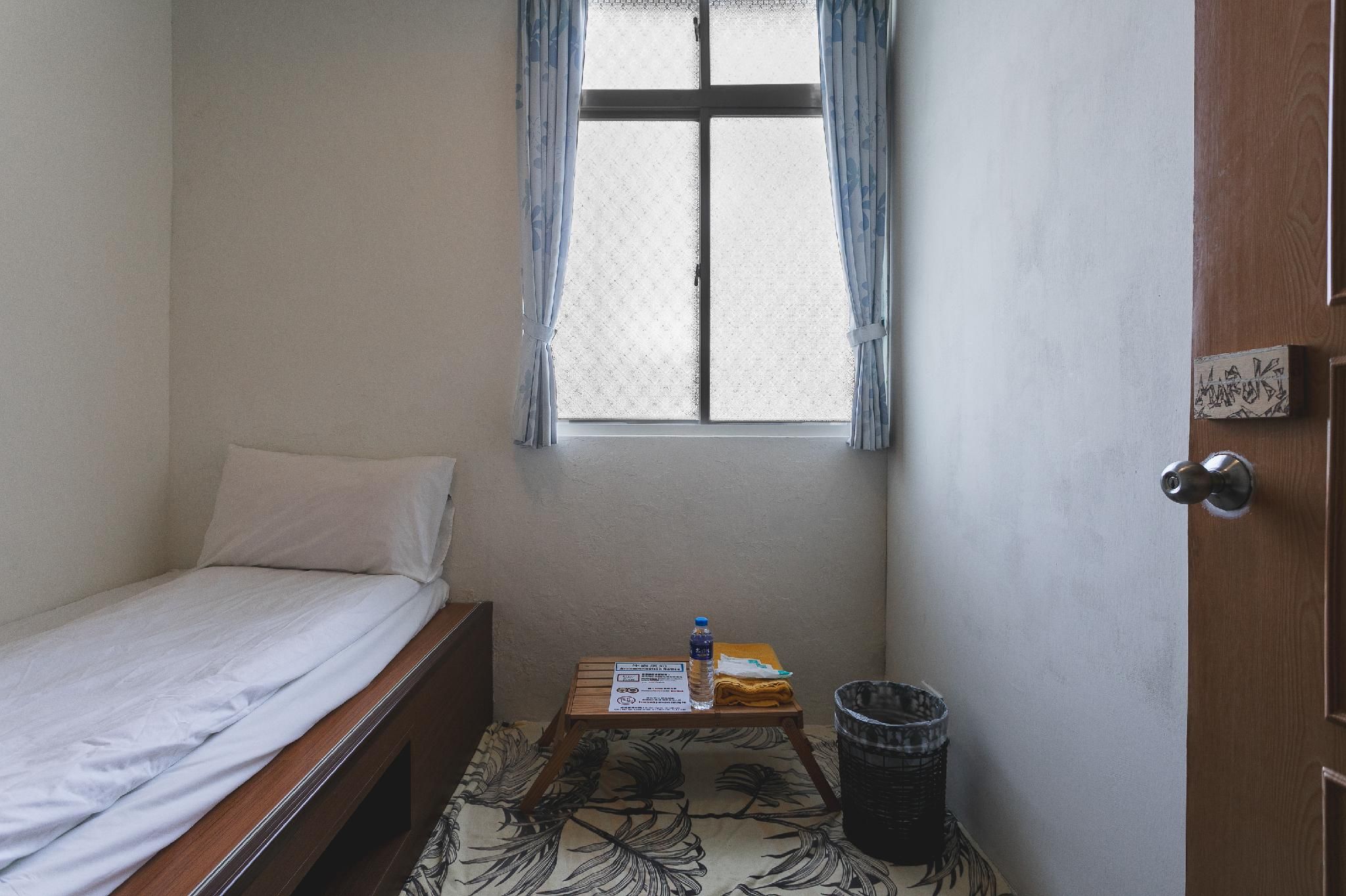 Single Room with Fan and Shared Bathroom