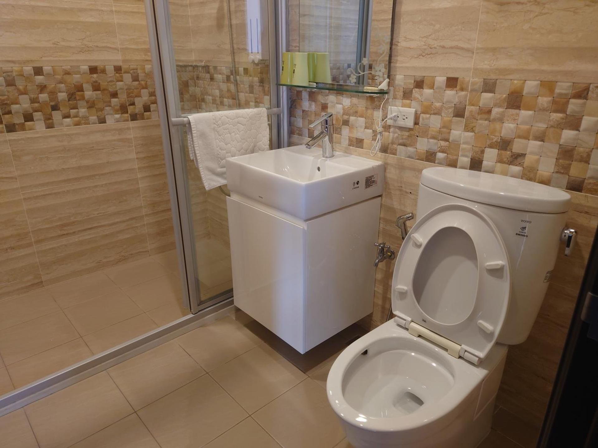 Double Room with Private Bathroom