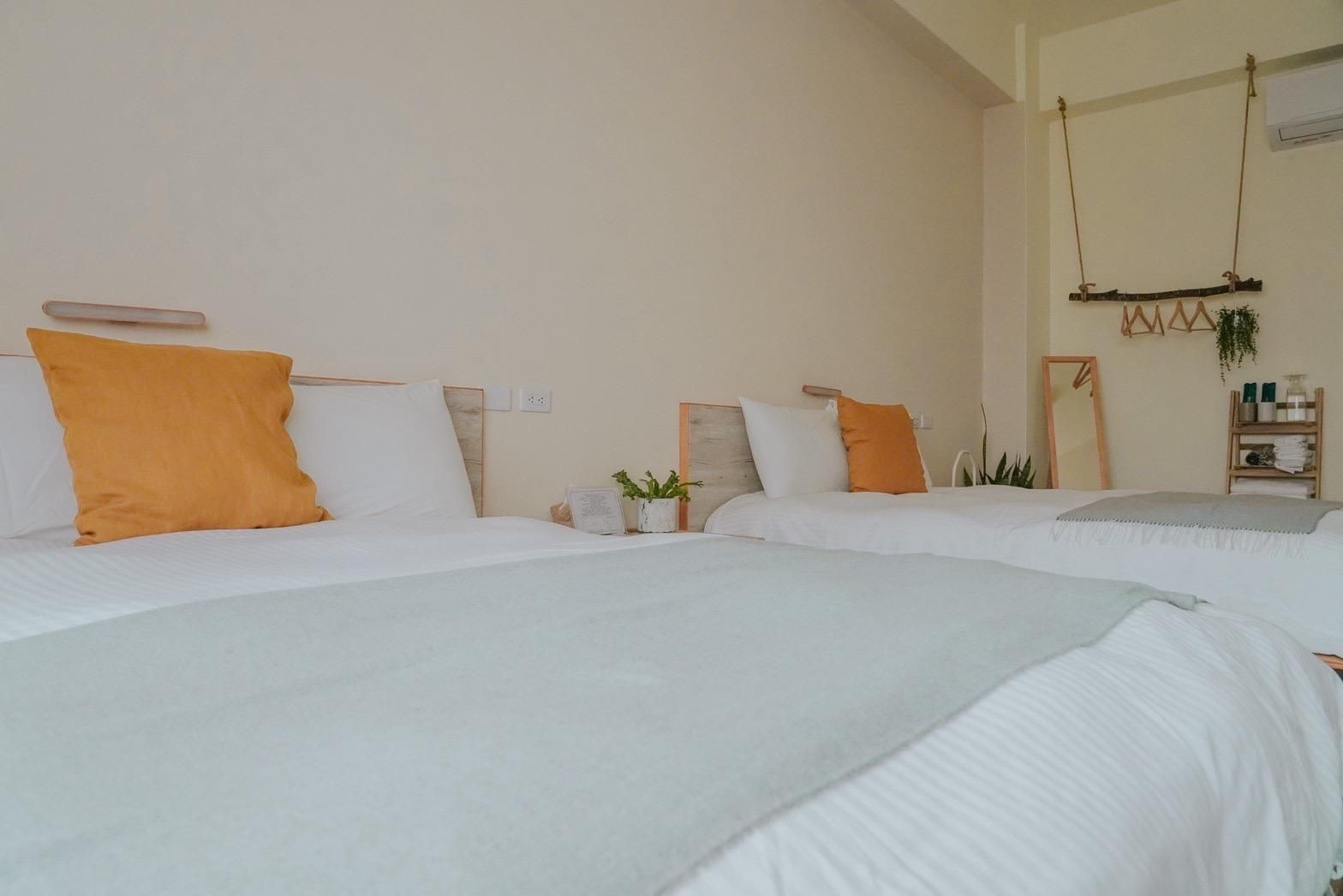 Quadruple Room for 2 People - Non-Smoking