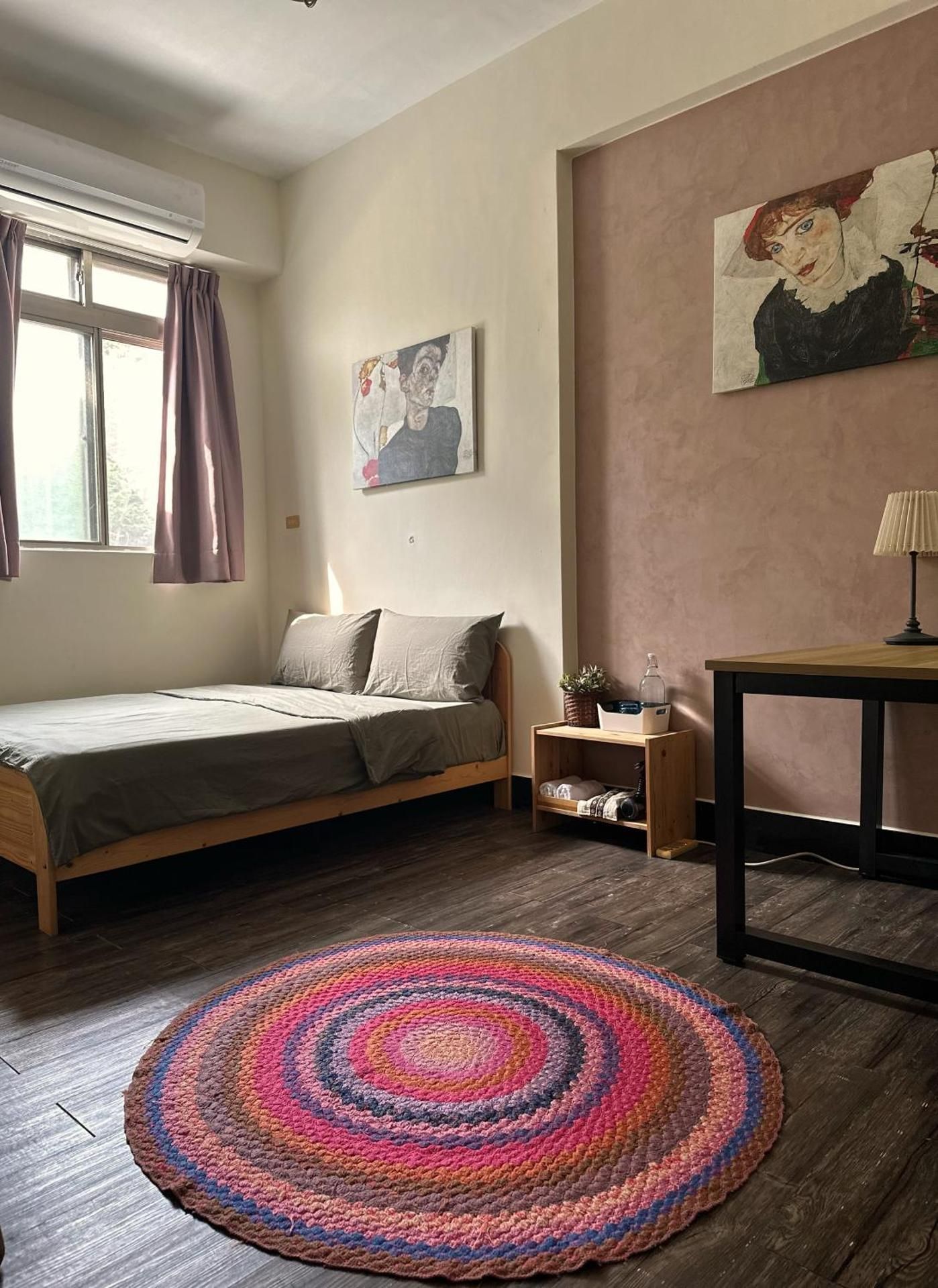 Double Room - Shared Bathroom