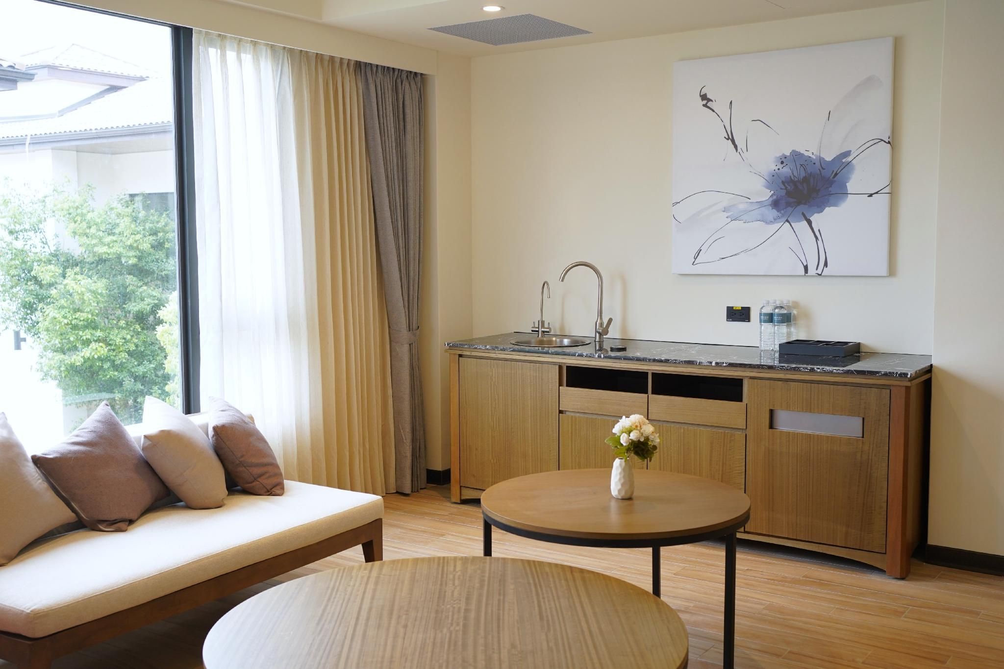 Luxury Quadruple Room
