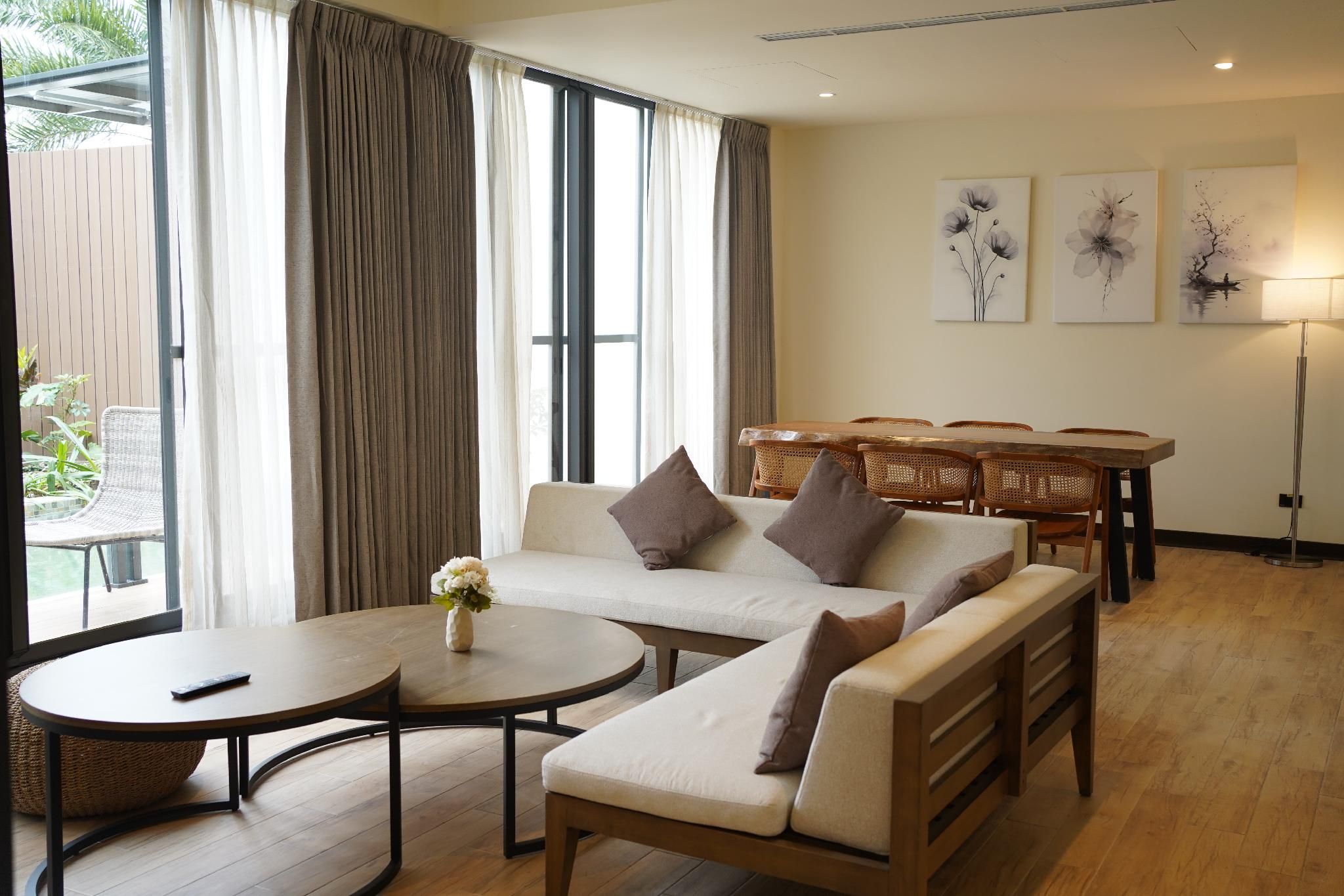 Garden View Terrace Room