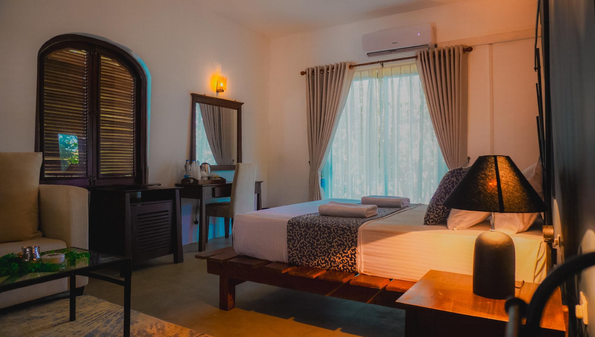 Deluxe Room with Balcony