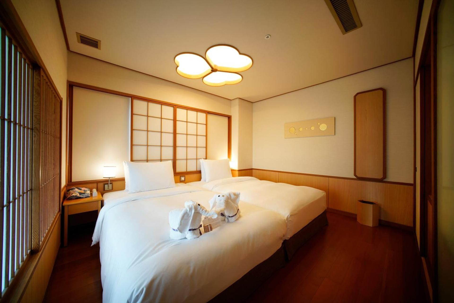 Deluxe Garden View Twin