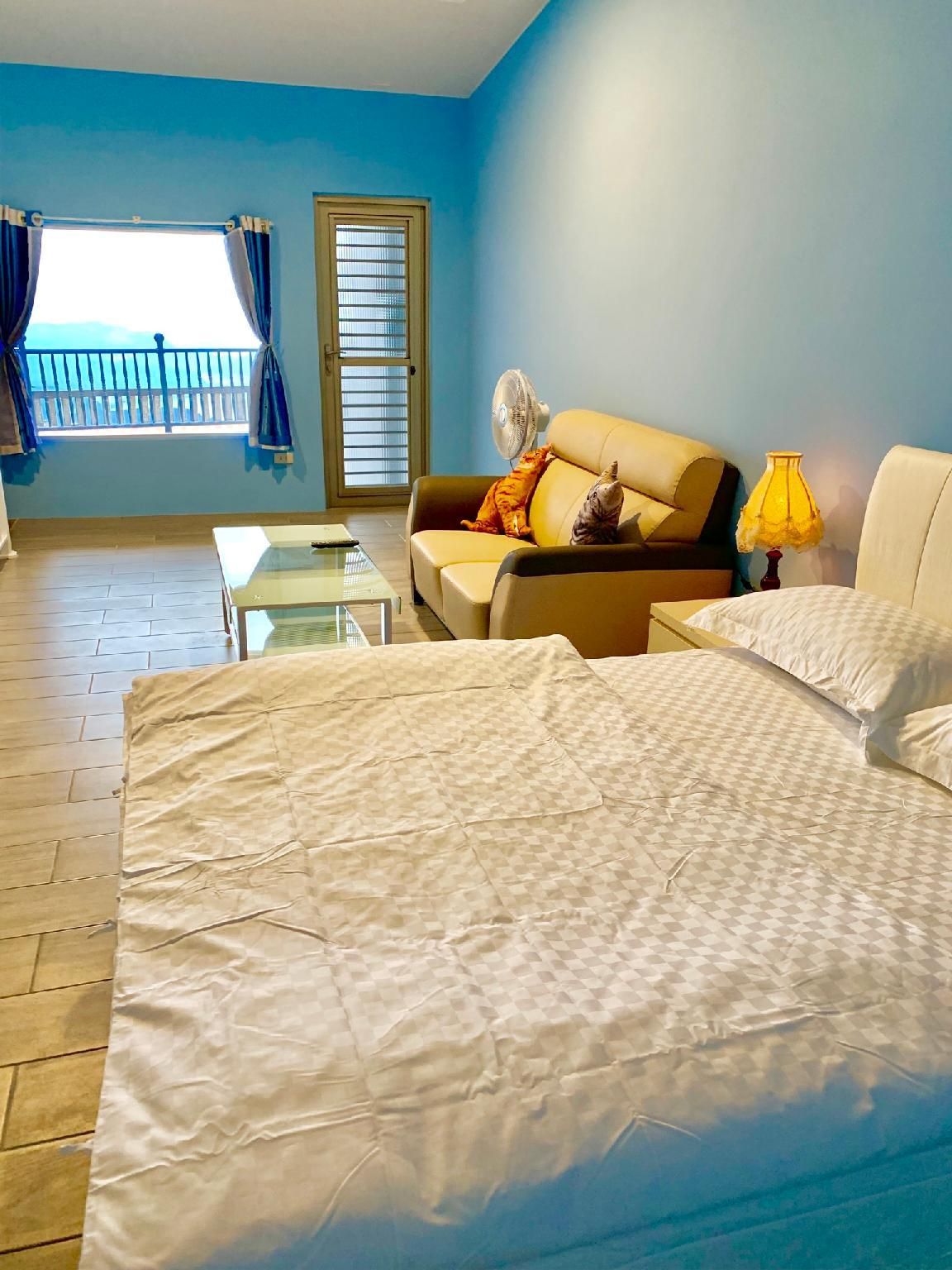 Deluxe Ocean View Double Room with Balcony