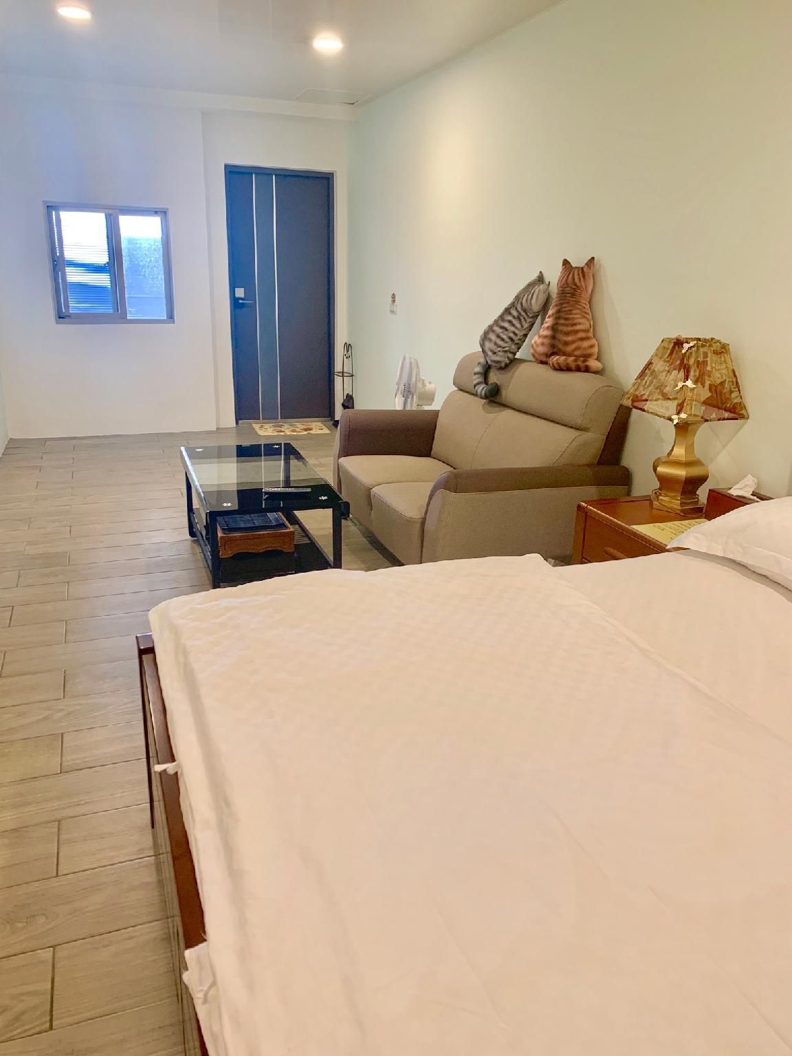 Deluxe Double Room with Shower