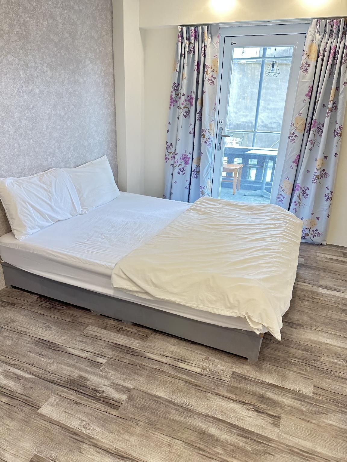 Side Sea View Suite