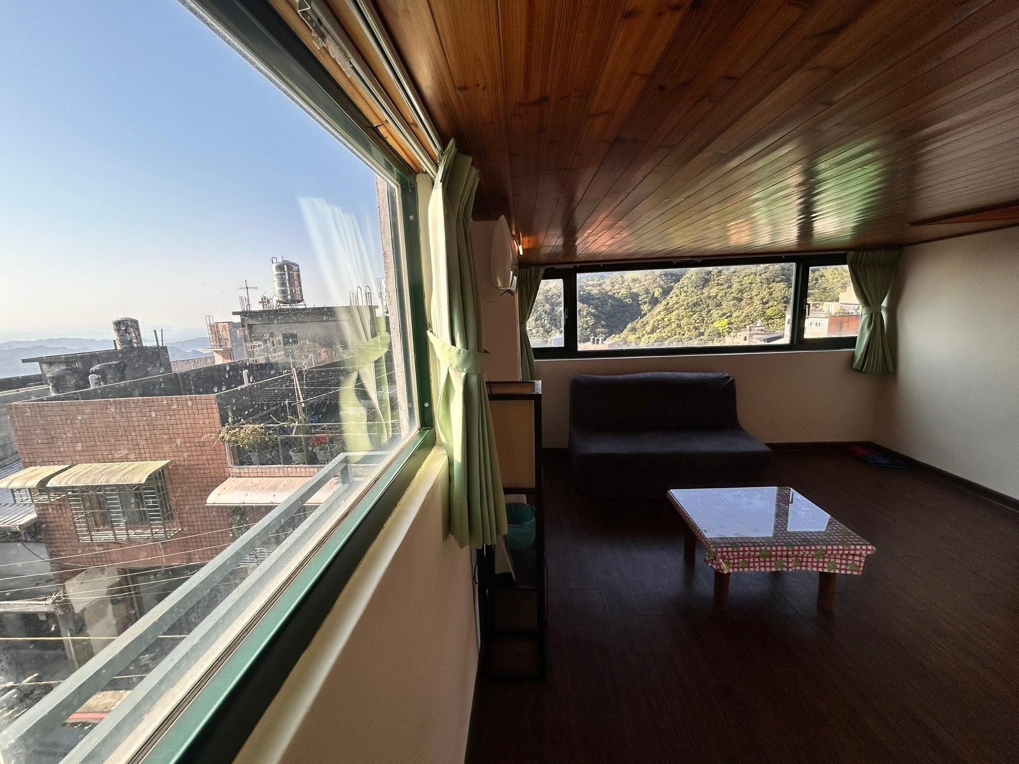 Loft Quad Room