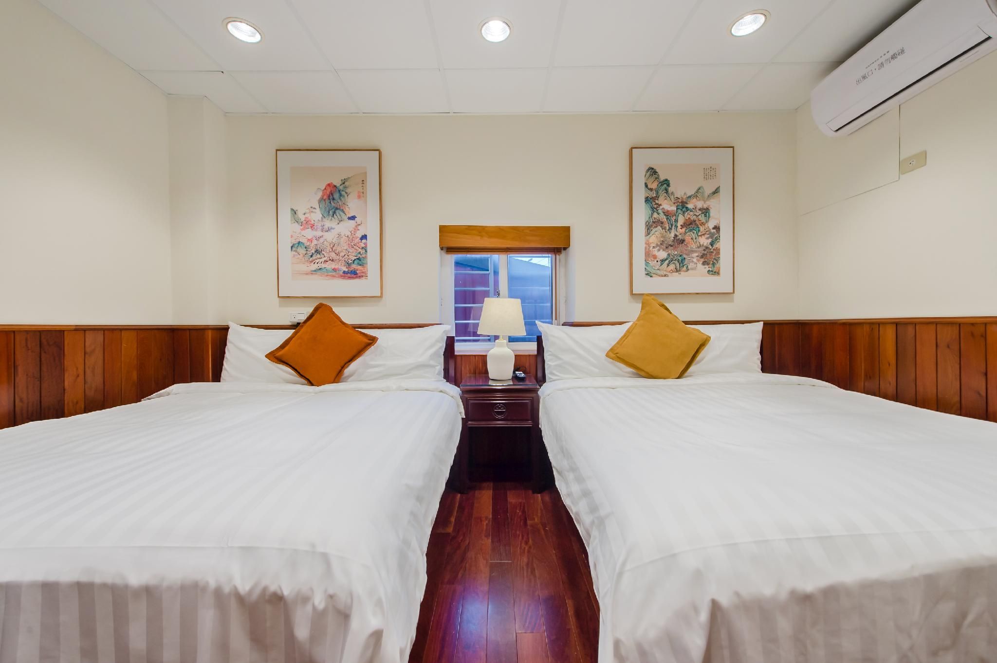 Jiufen The Dragon Inn Superior Quad 2