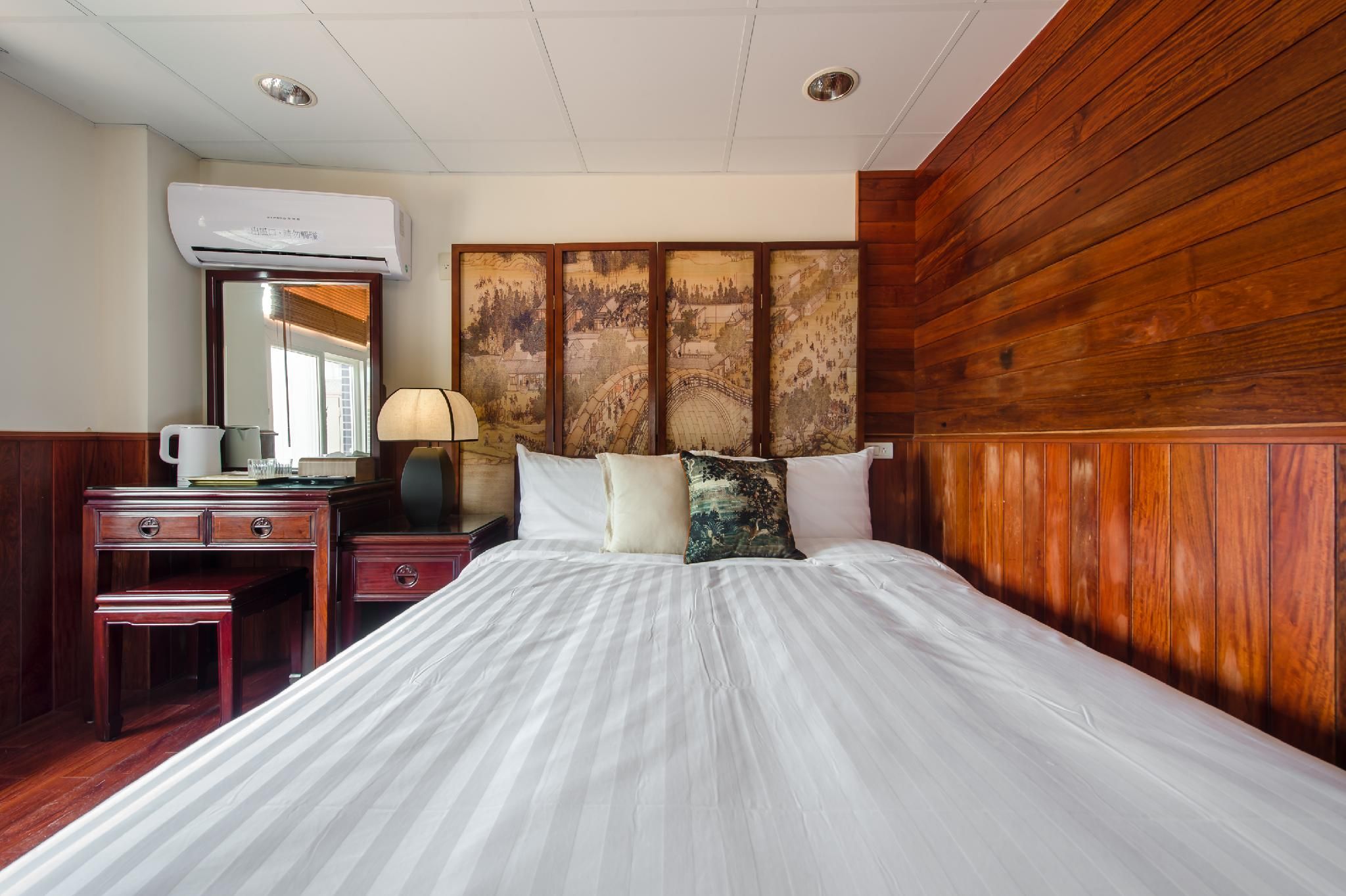Side Sea View Guest Double Room