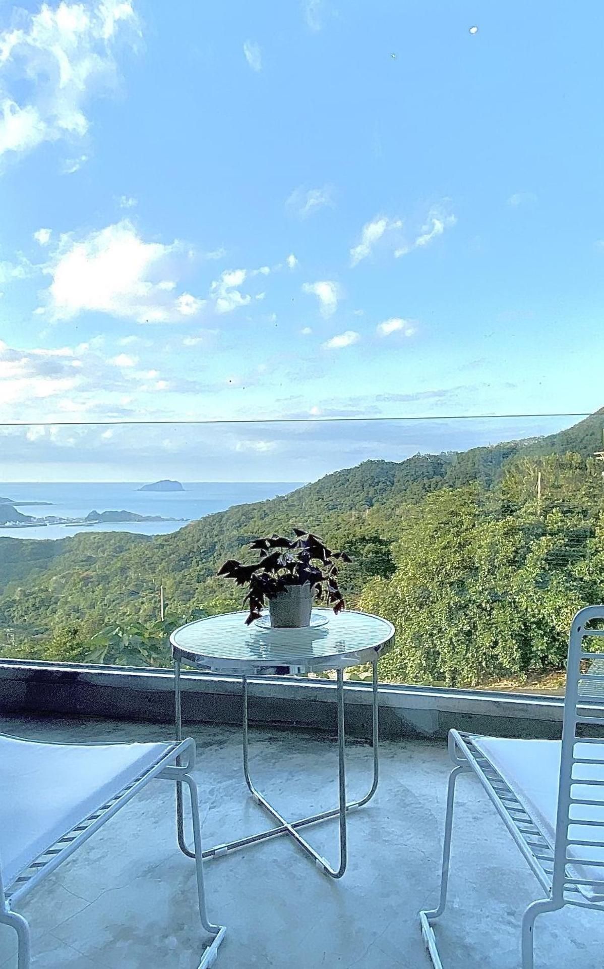 Double Room with Balcony and Sea View