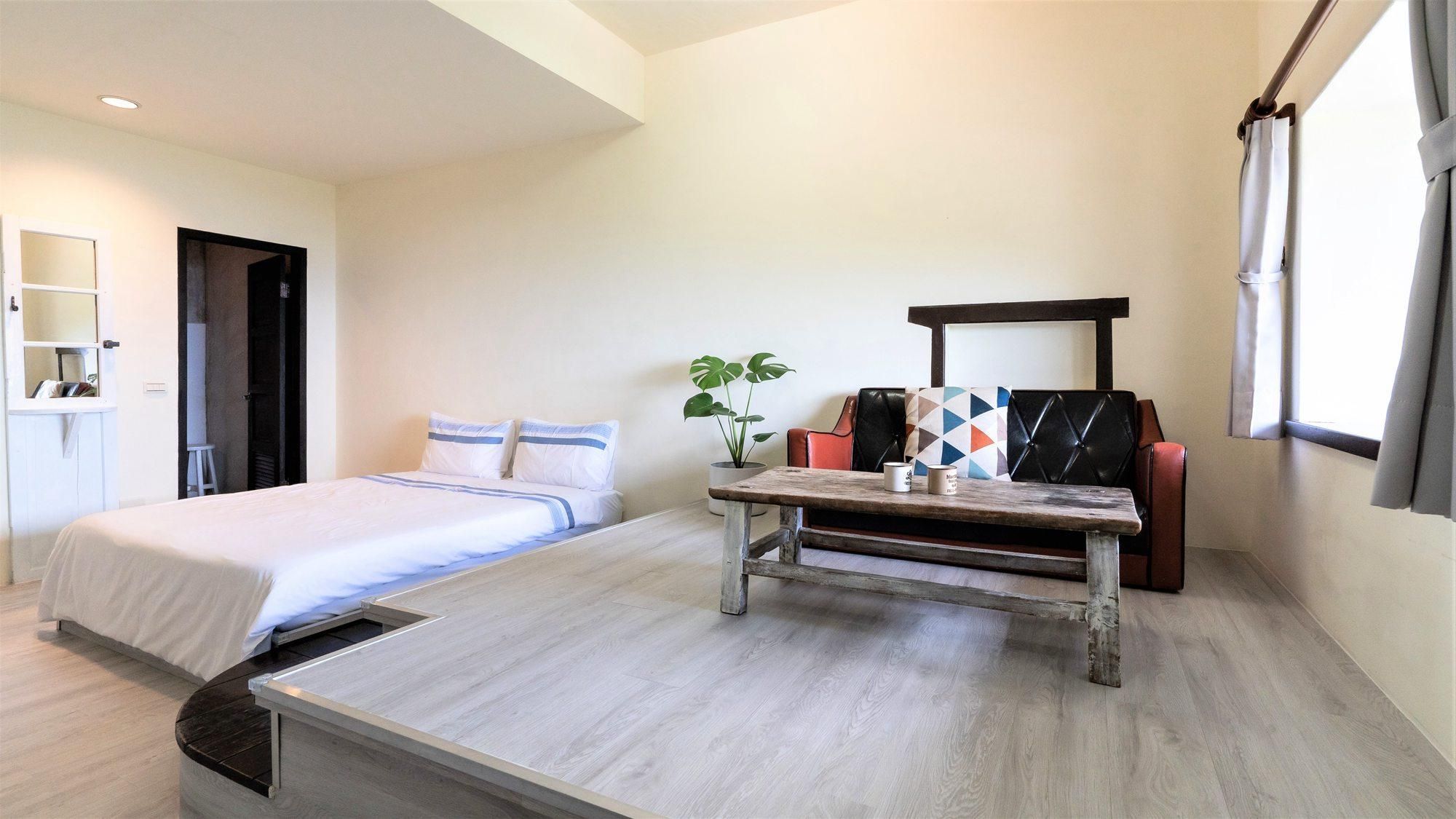 Standard Double Suite