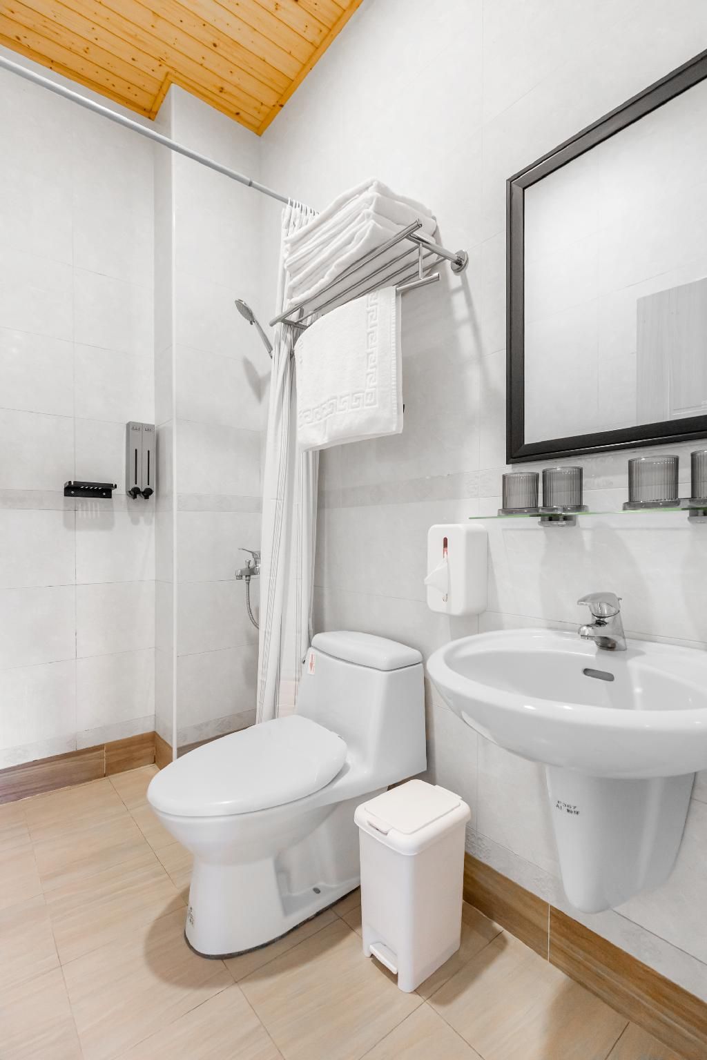 Classic Quadruple Room