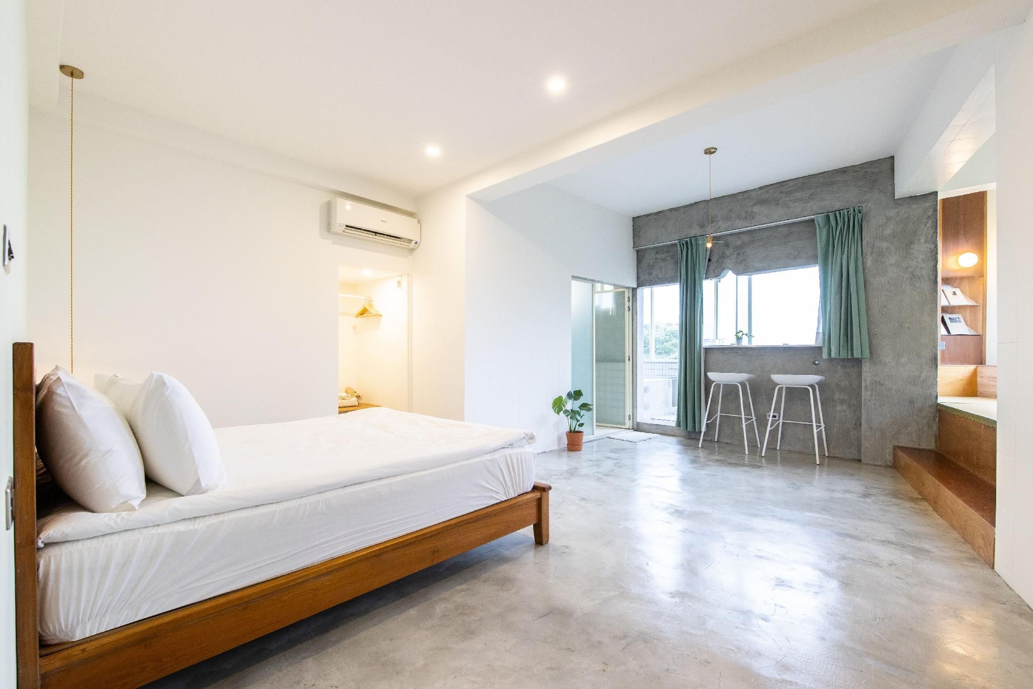 Sea View Apartment