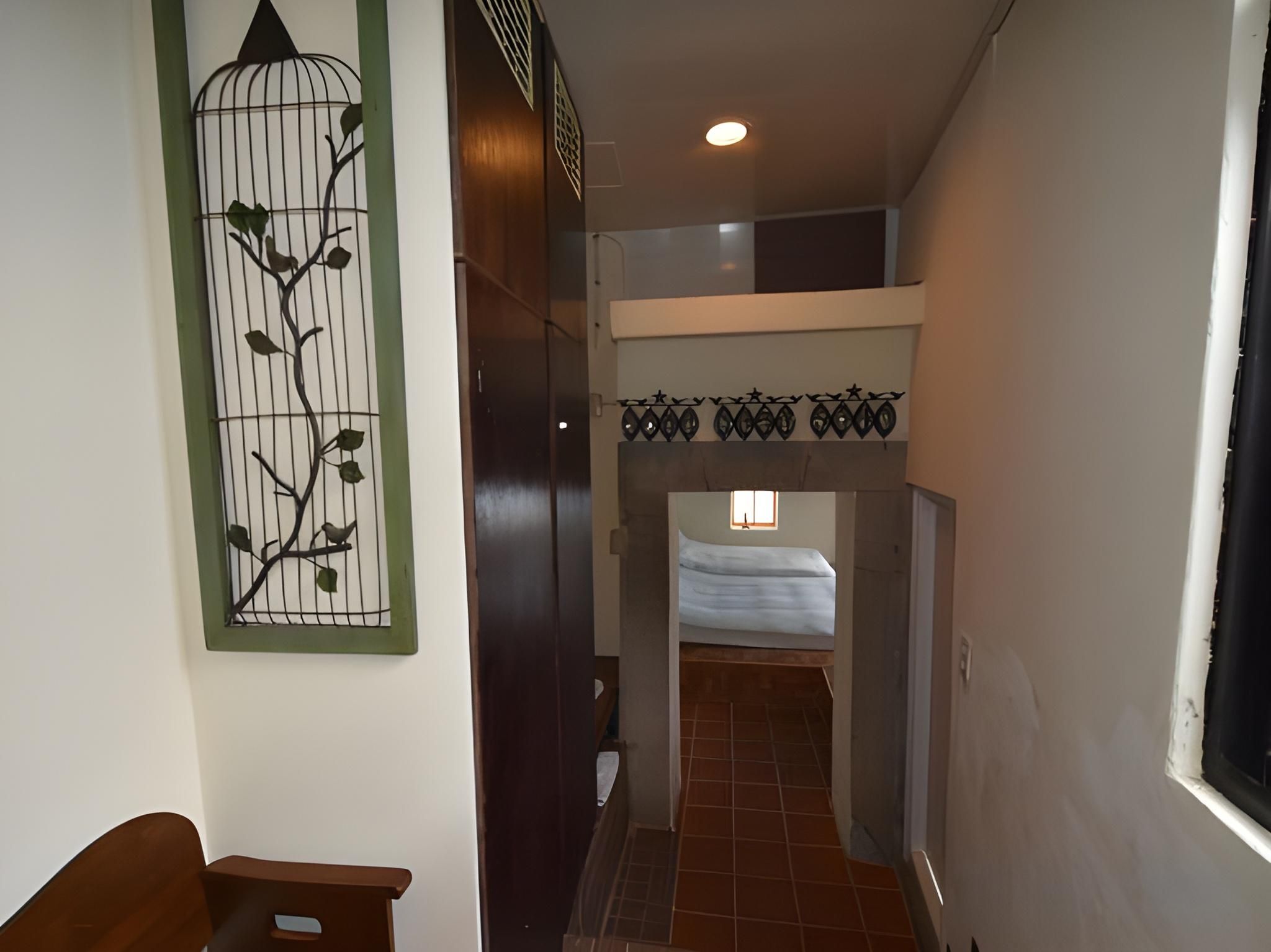 55b75ad6668022afe8e68e1212e2f5ad