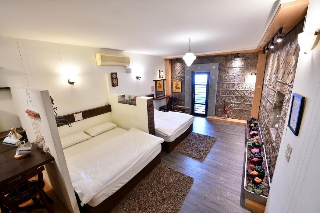 Quadruple Room with View