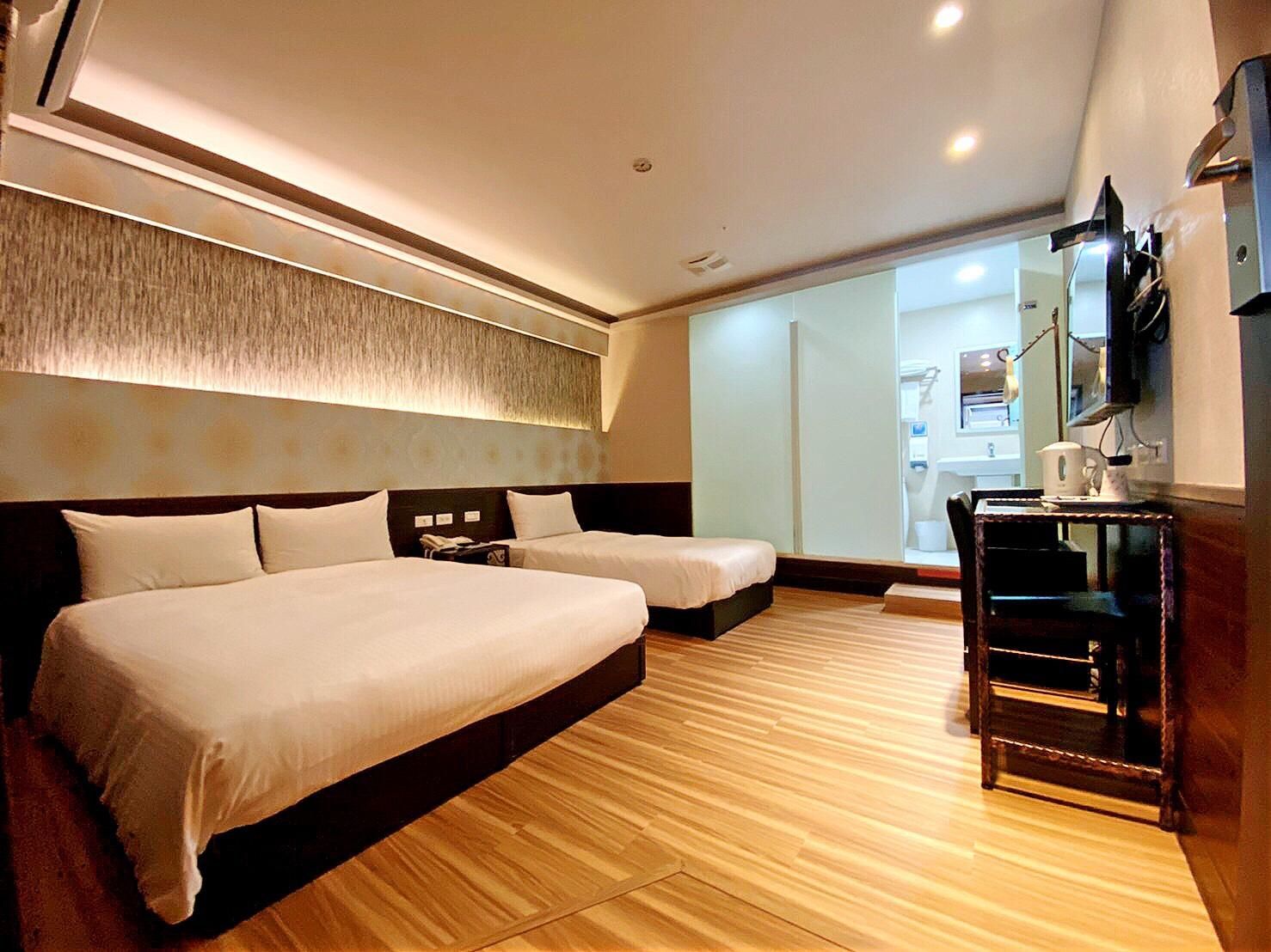 Triple Room