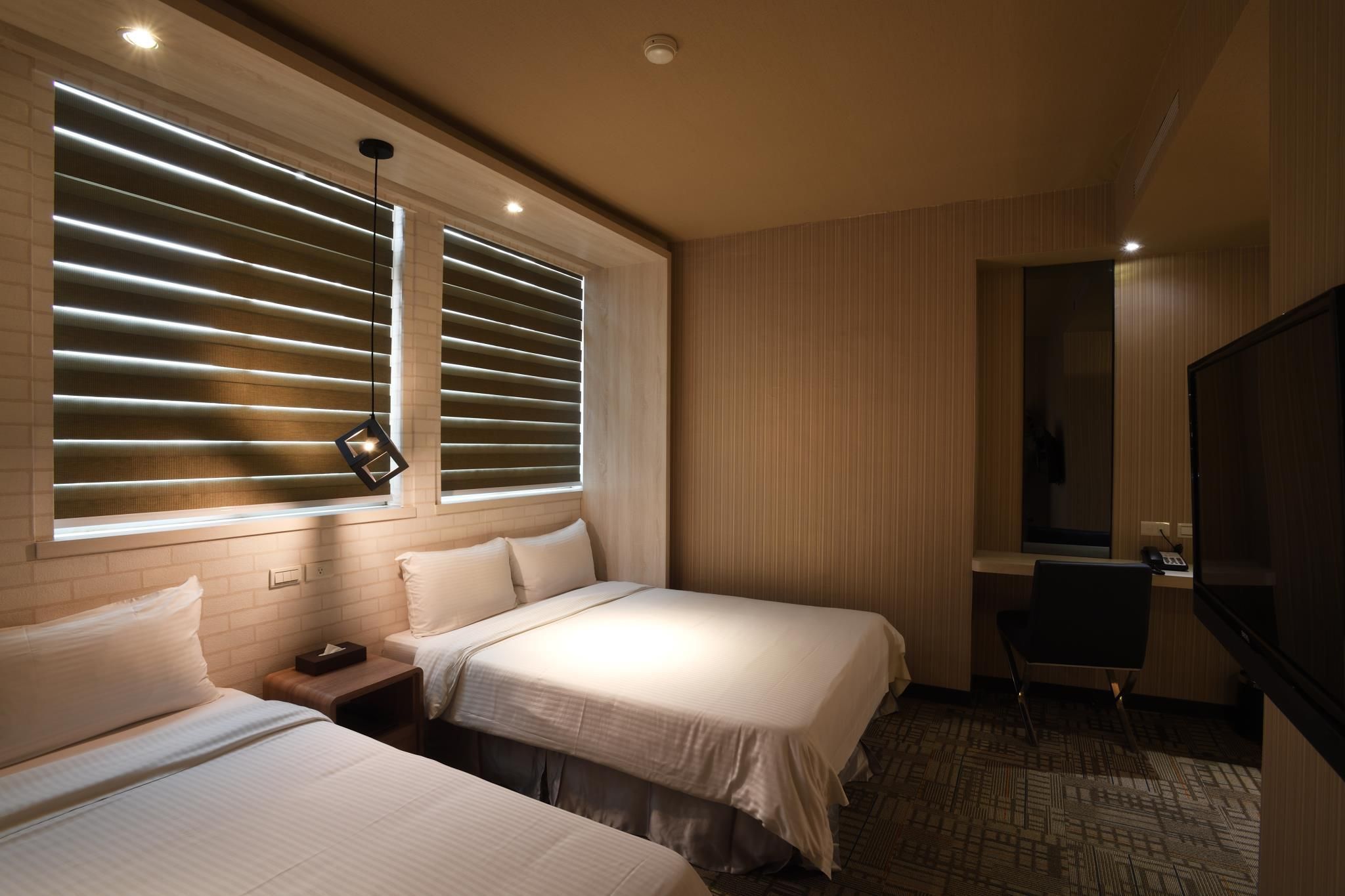 Cozy Quadruple Room