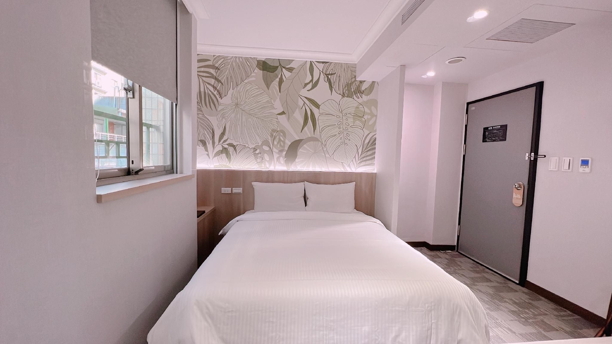 Classic Double Room with Shower