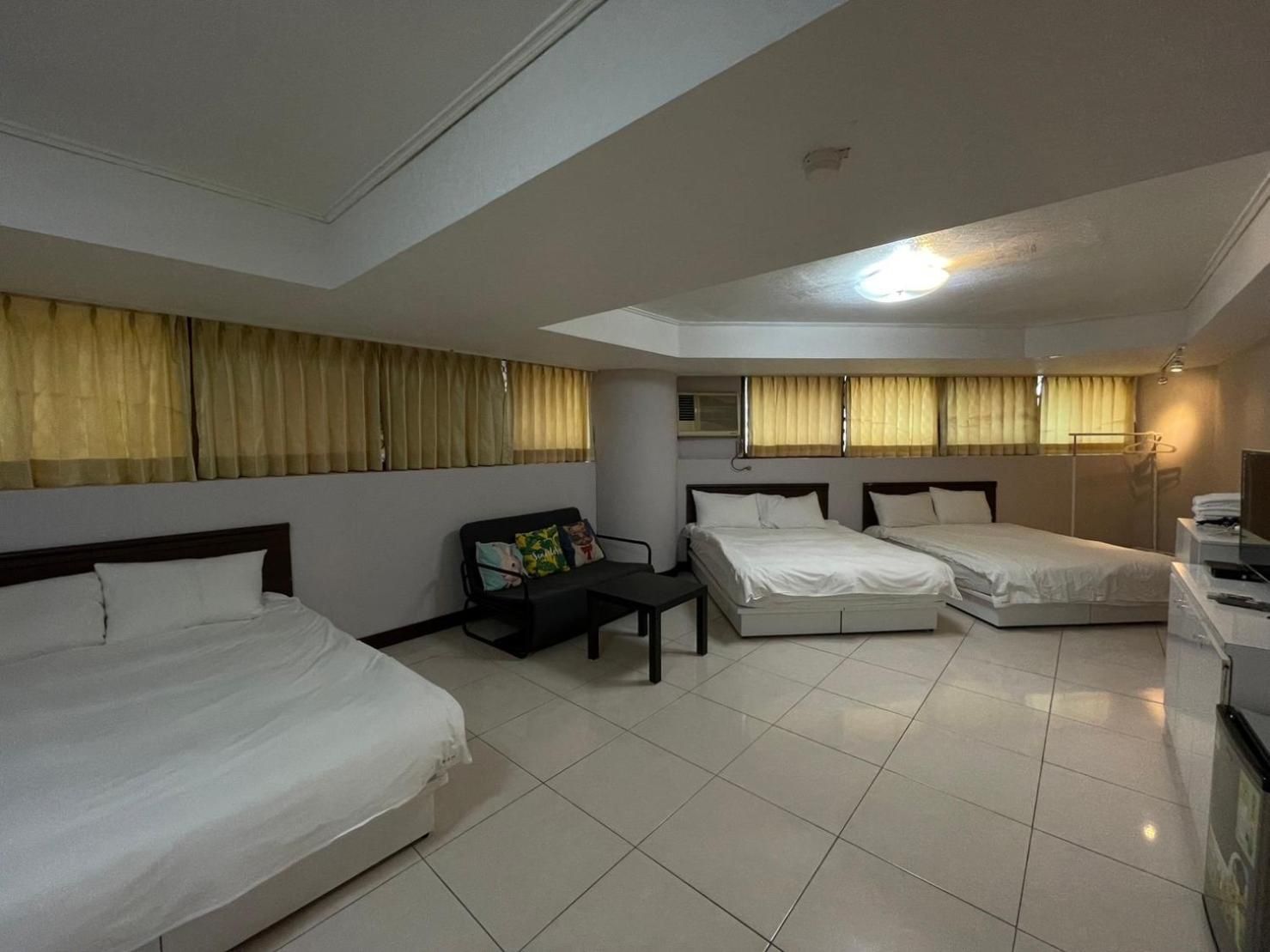 Standard - Non-Smoking