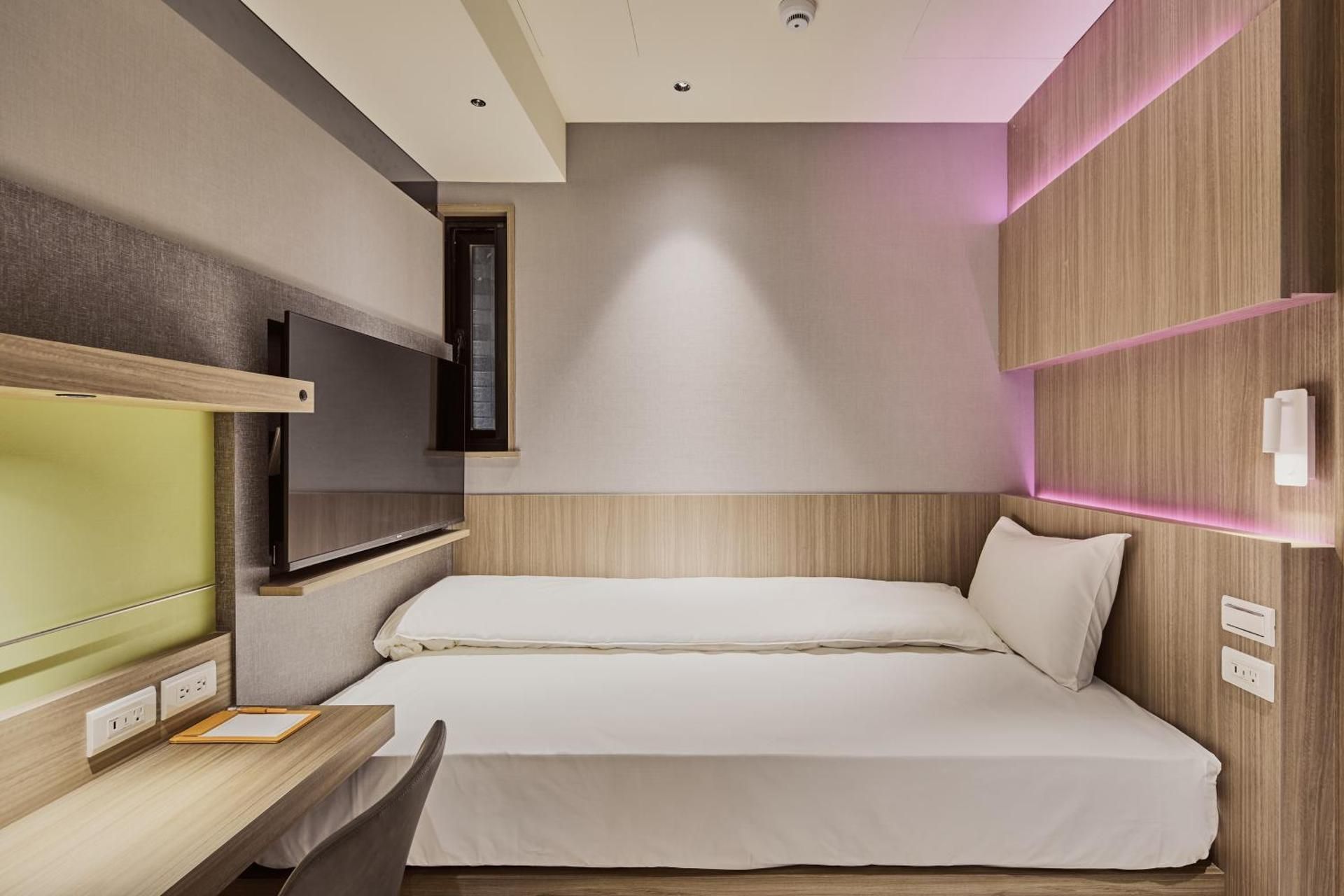 Single Room With Private Bathroom