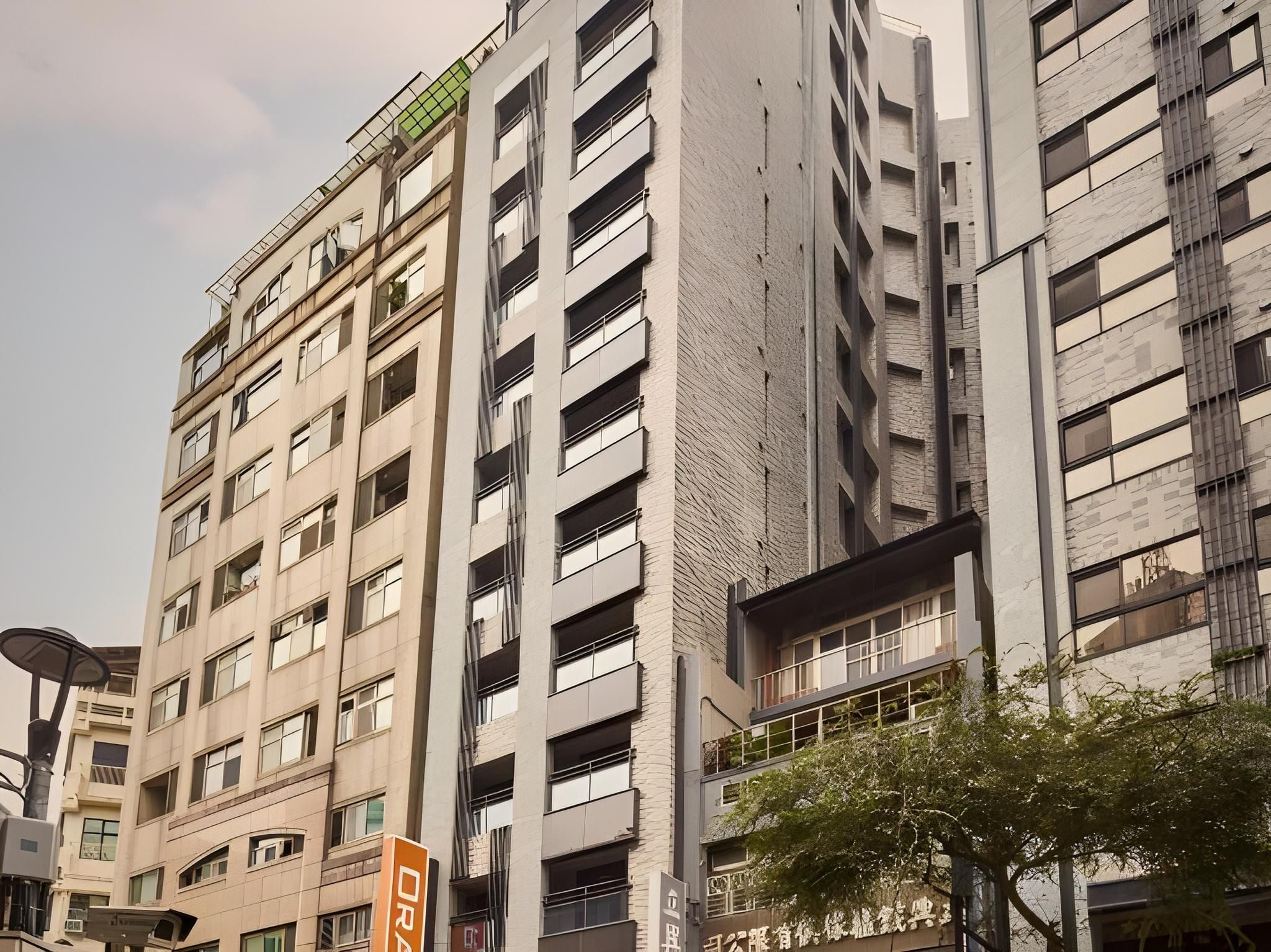 be49999ac1c880b5d8e2ead51edfc618