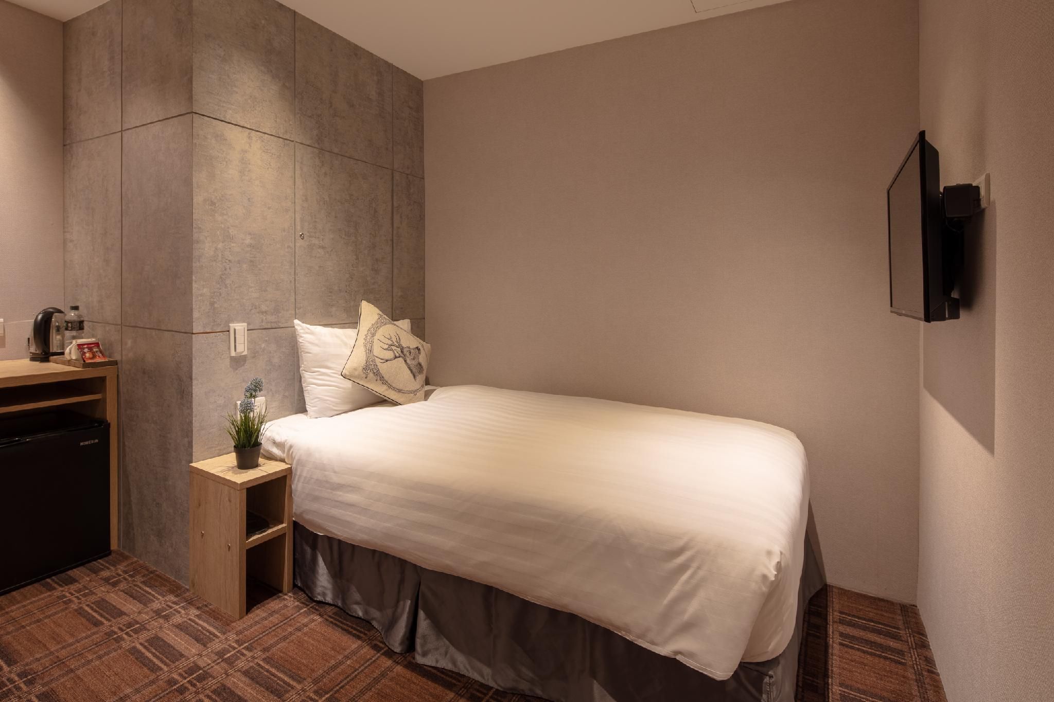 Single Room without Window