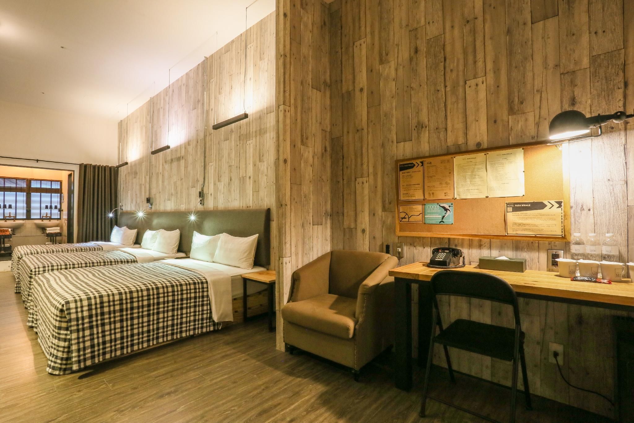 Deluxe Family Room (6 Adults)