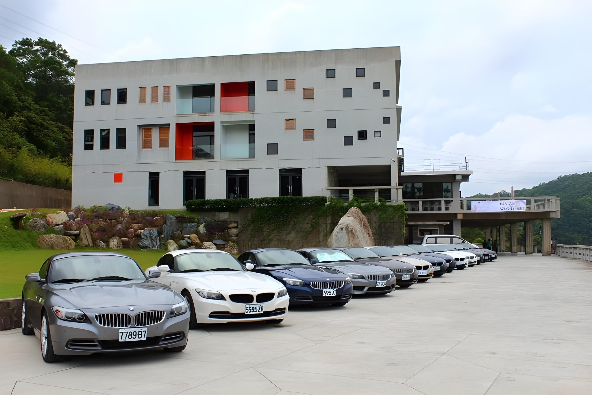 44c8aaaf4412e5f97ac5cb21d6b43855