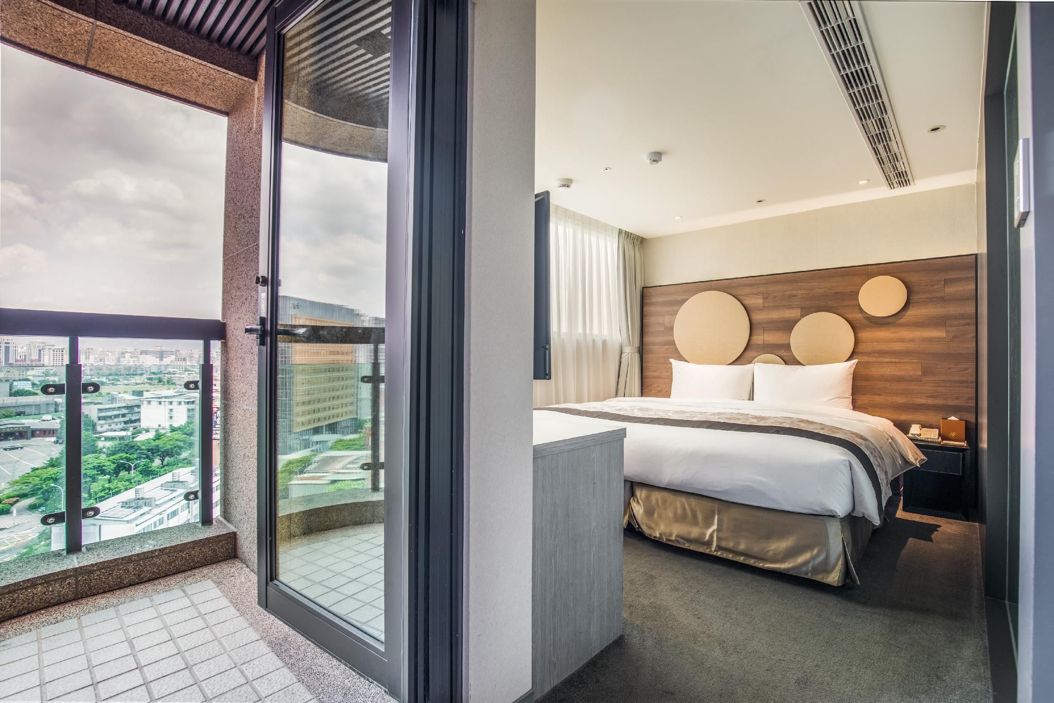 Deluxe City View Double Room with Balcony