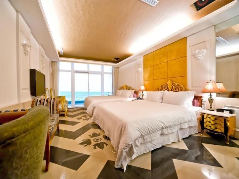 Luxury Quad Room