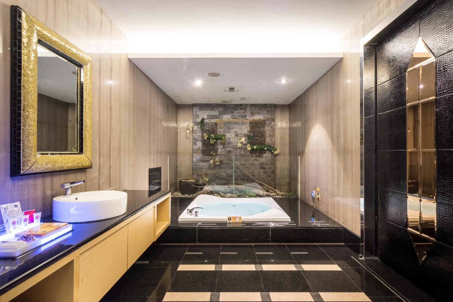 Deluxe Double Room - Check-in after 18:00