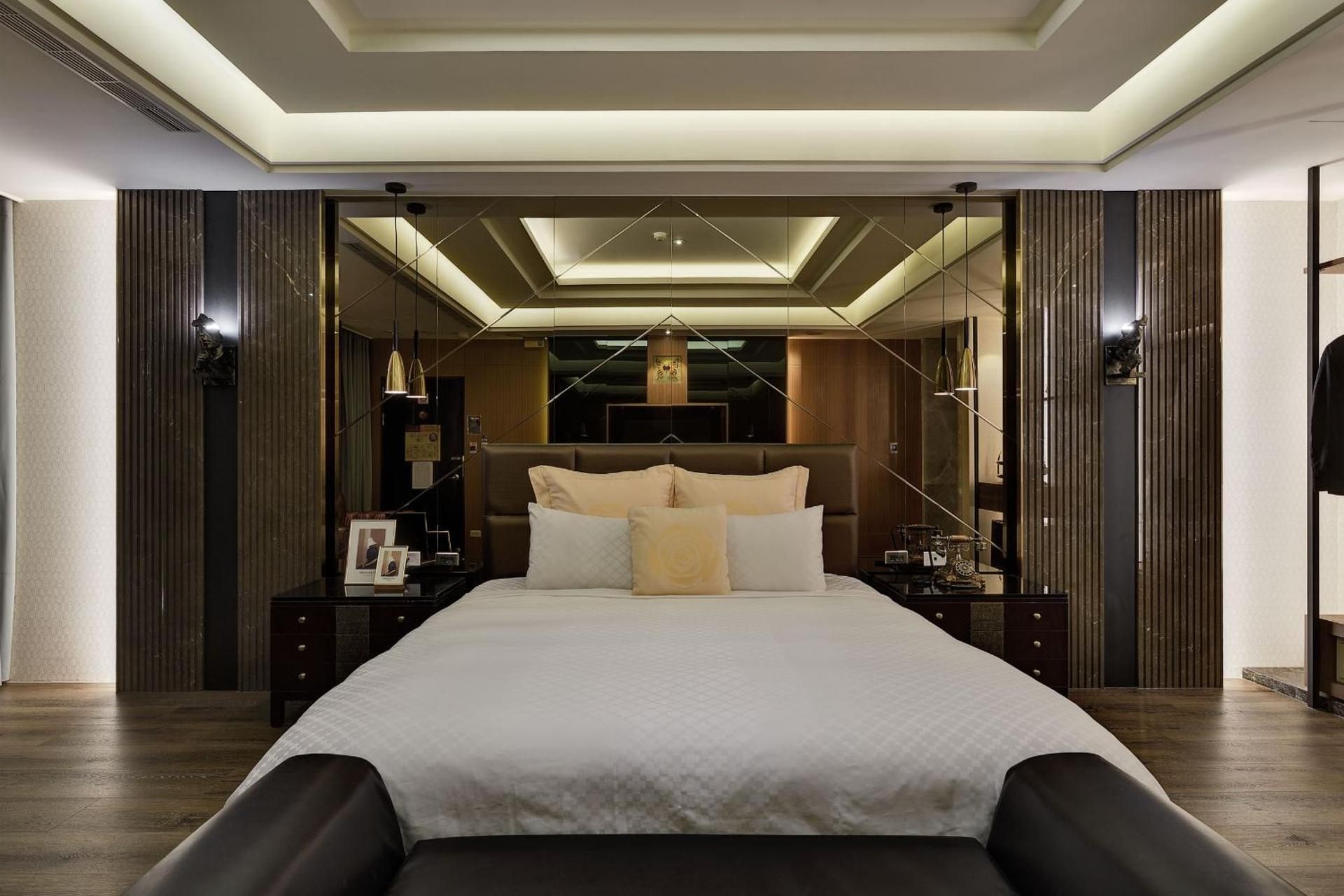 Luxury Double Room - Check-In After 8:00 PM