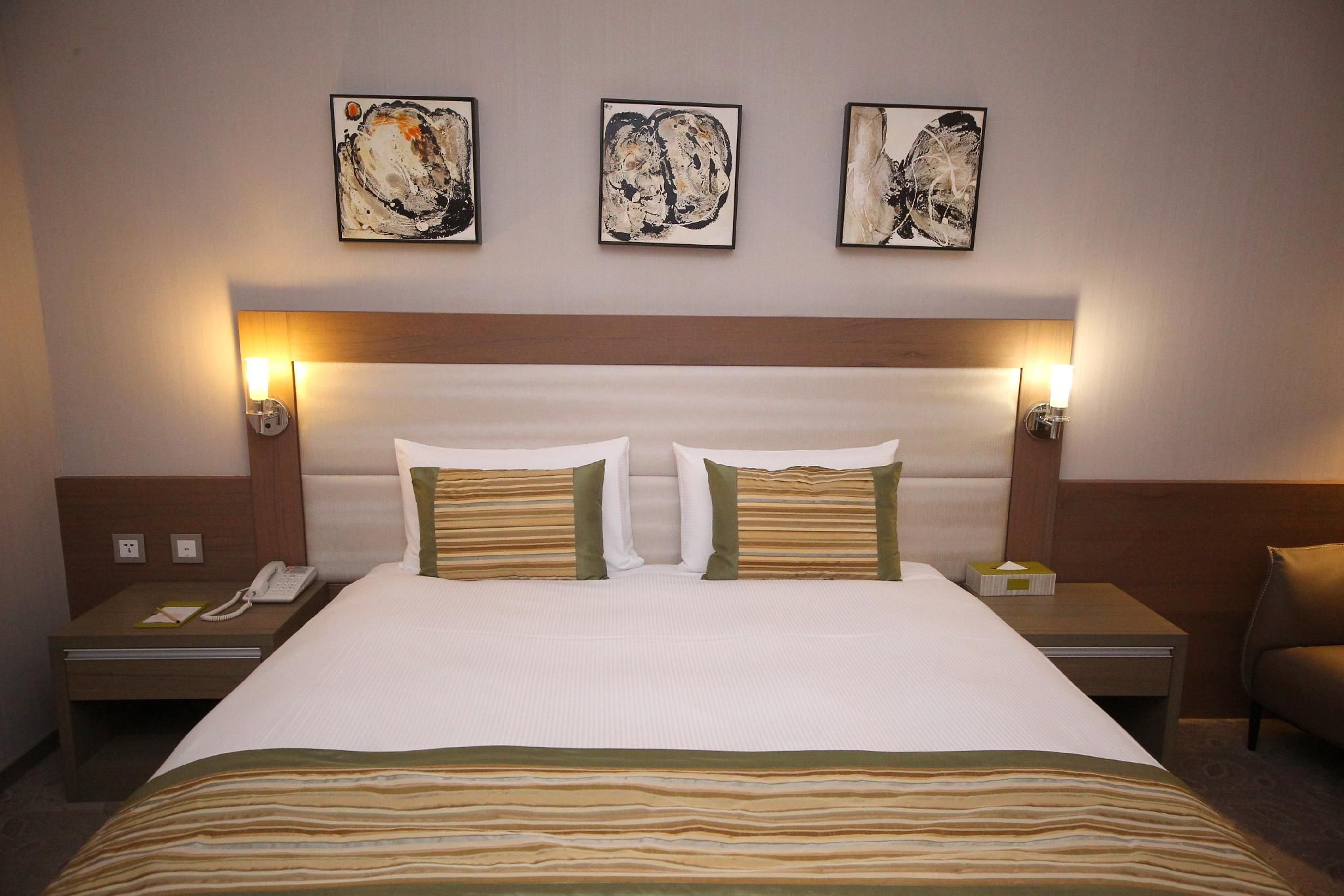 Grace Hotel Zhonghe Double Bed - No window 2